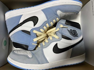 Nike Air Jordan 1 High OG "University Blue"