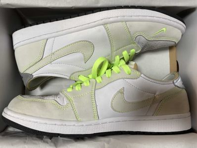 Nike Air Jordan 1 Low OG "Ghost Green"