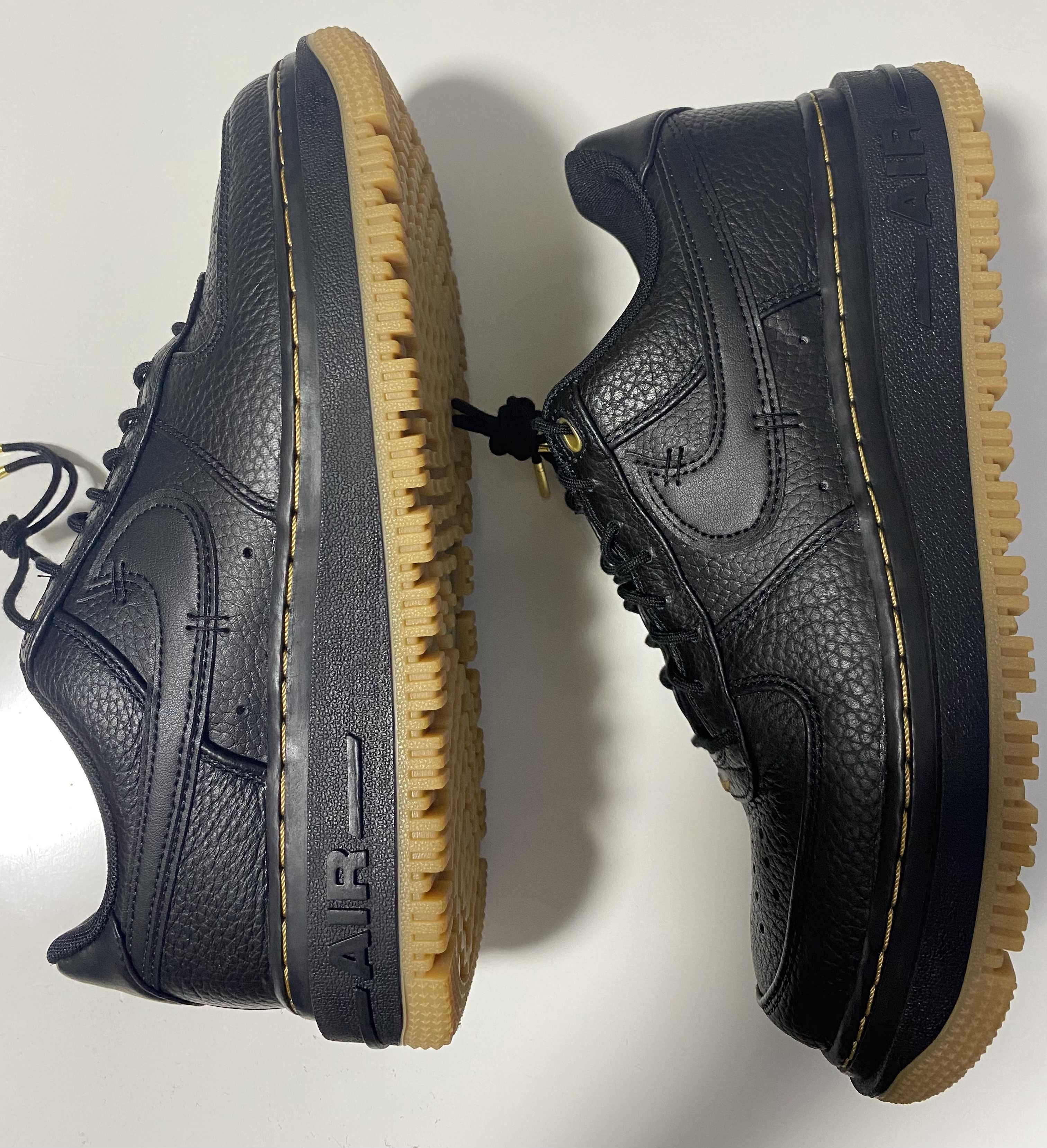 Nike Air Force1 Low Luxe "Black"
