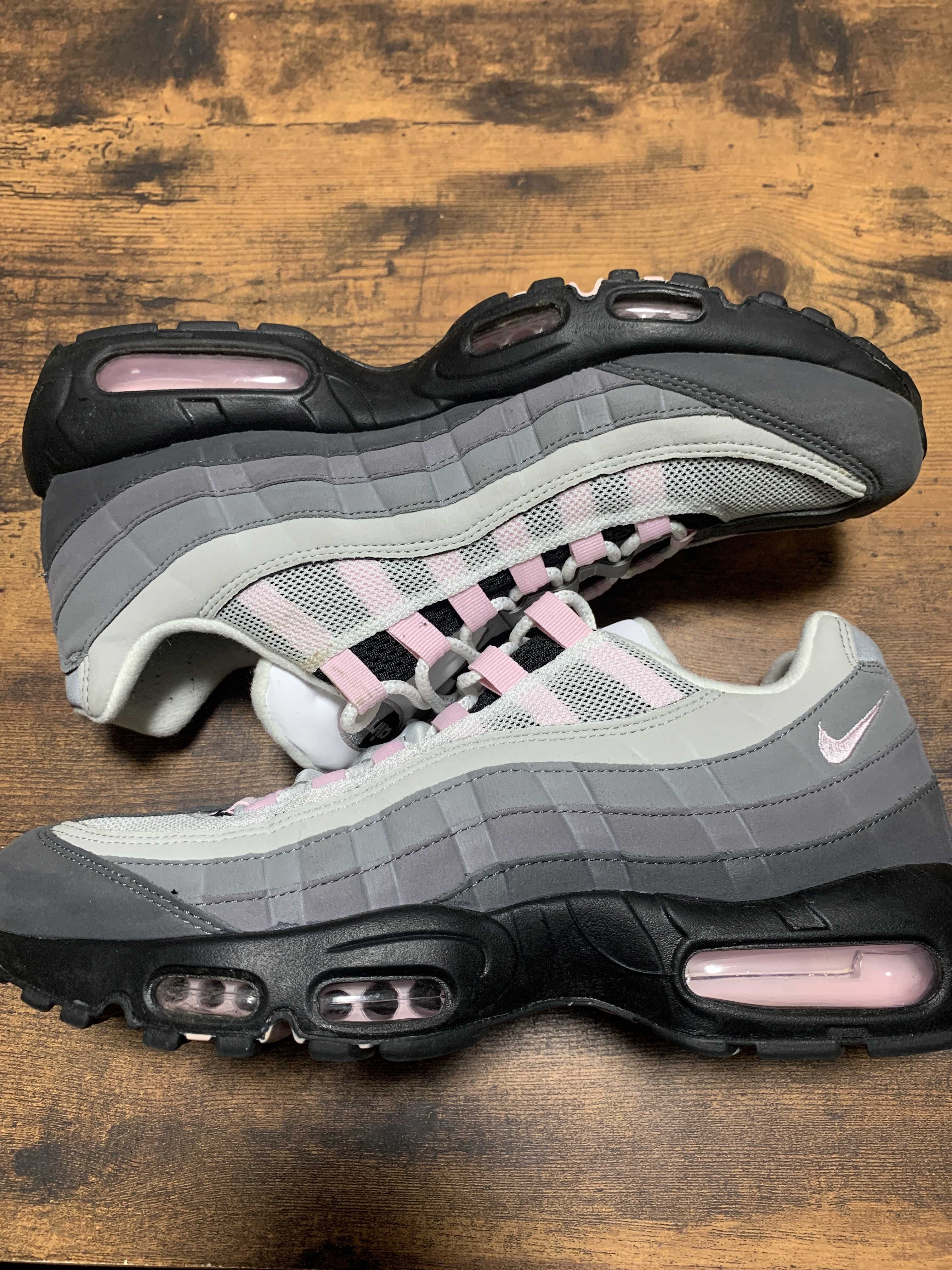 Nike Air Max 95 "Gunsmoke/Pink Foam"
