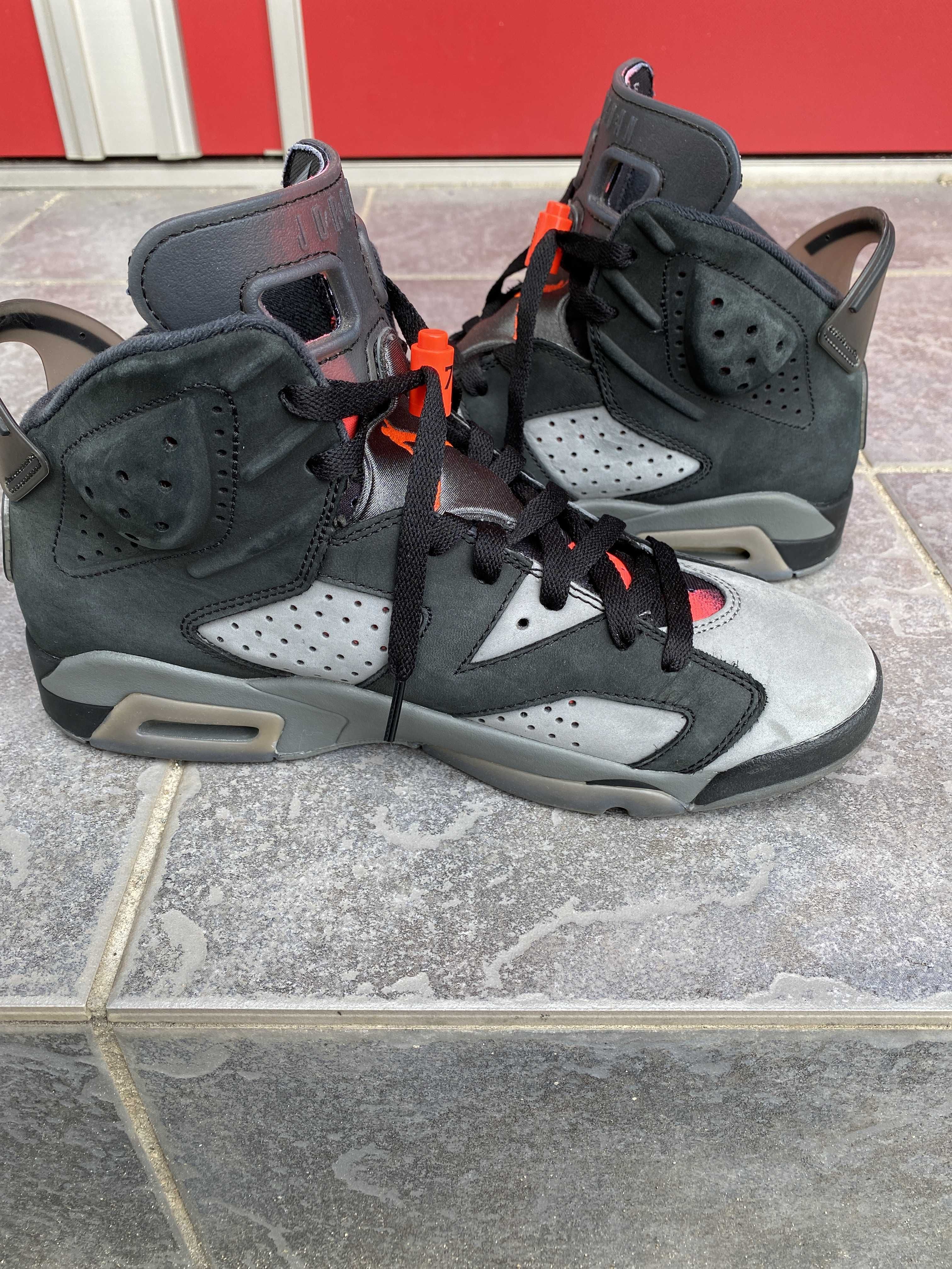 NIKE × PARIS SAINT GERMAIN AIR JORDAN 6 RETRO INFRARED
