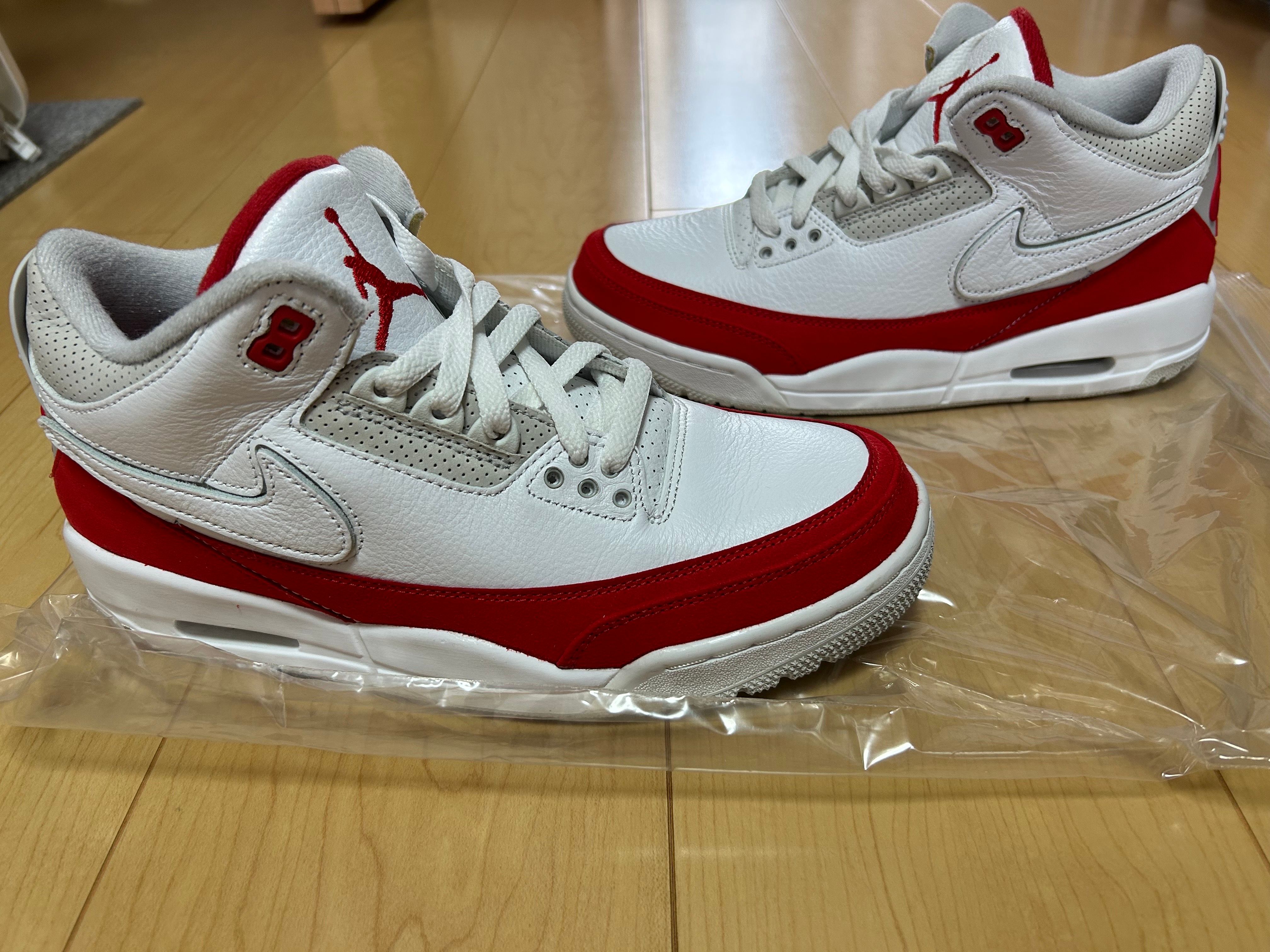 Nike Air Jordan 3 Retro "Tinker White/University Red"