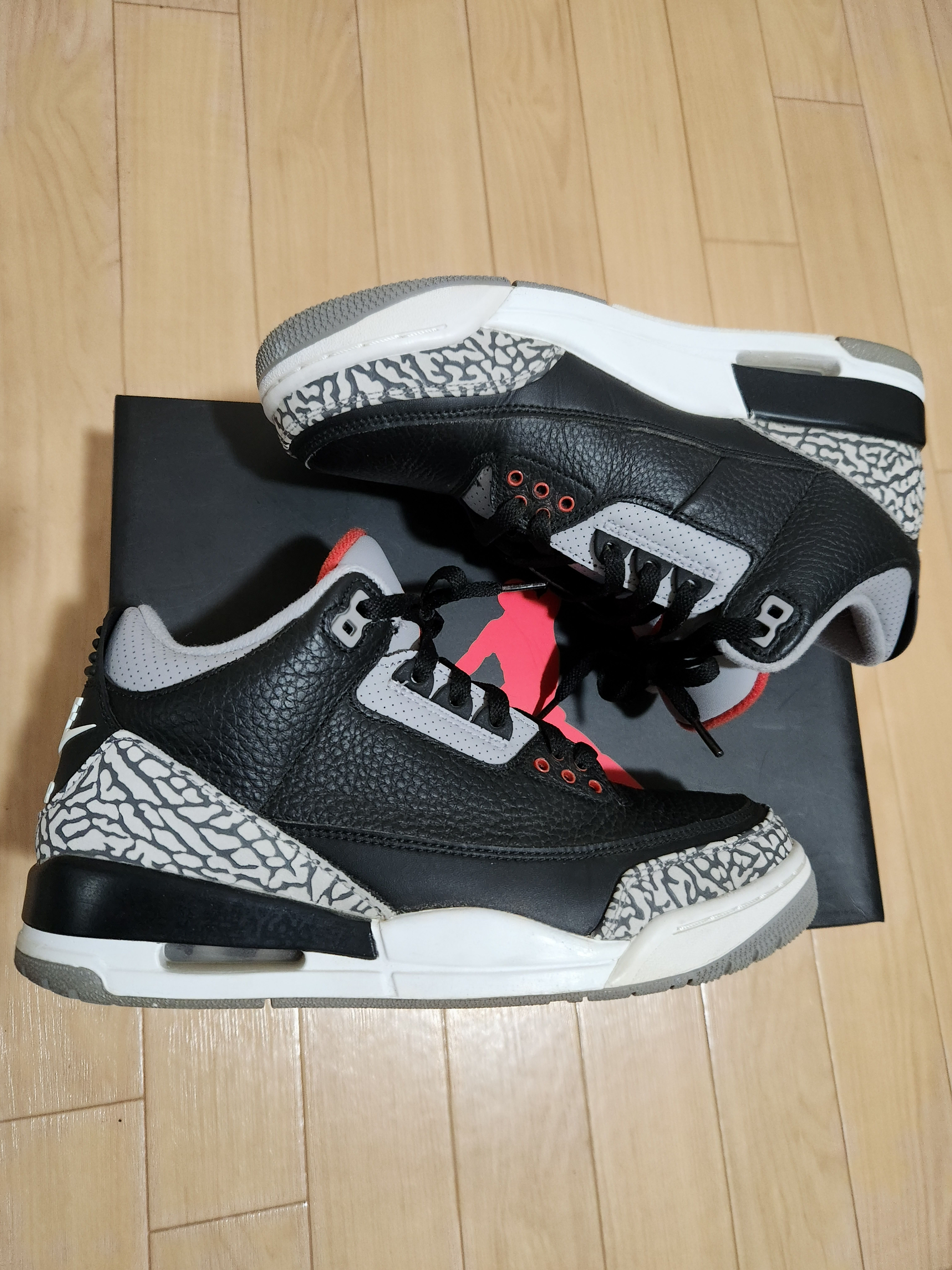 Nike Air Jordan 3 Retro OG "Black Cement" (2018)