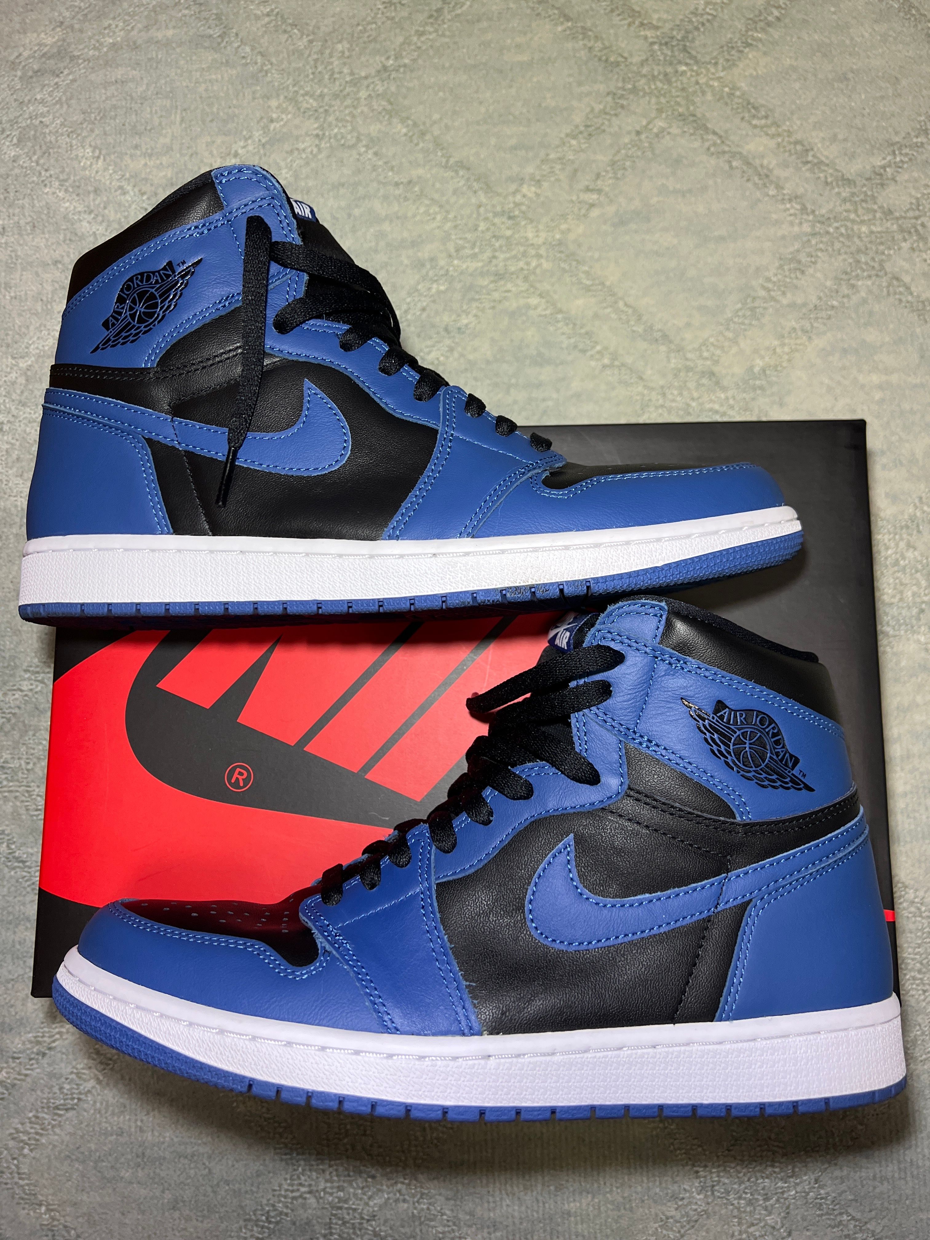 Nike Air Jordan 1 Retro High OG "Dark Marina Blue"