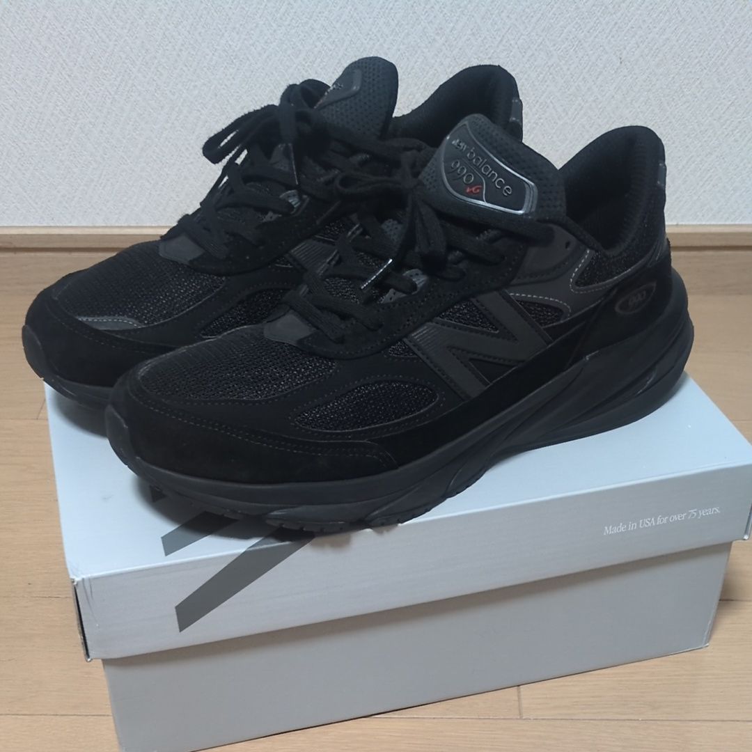 New Balance 990V6 "Triple Black"