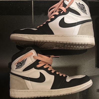 Nike Air Jordan 1 High OG "Bleached Coral"