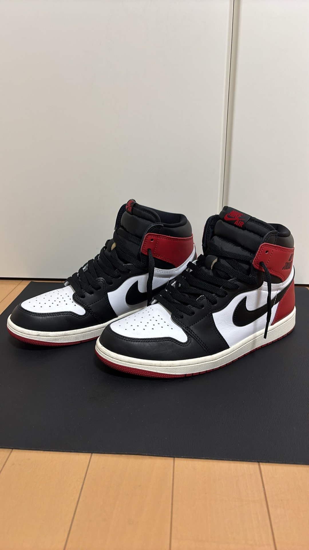 Nike Air Jordan 1 Retro High OG "Black Toe Reimagined"