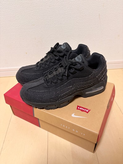 Levi's × Nike Air Max 95 OG "Denim Black"