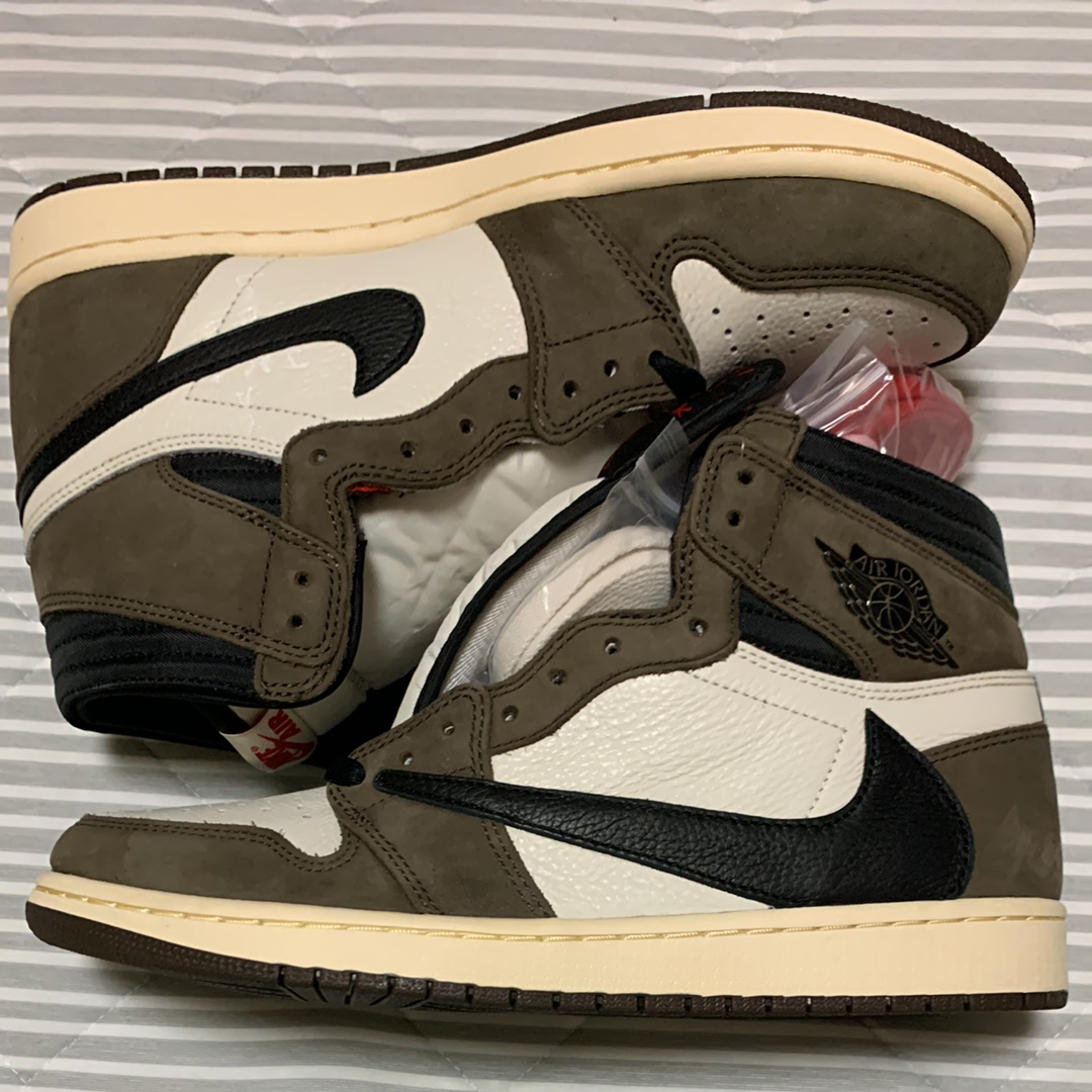 Travis Scott × Nike Air Jordan 1 Retro High OG TS SP "Sail/Dark Mocha"