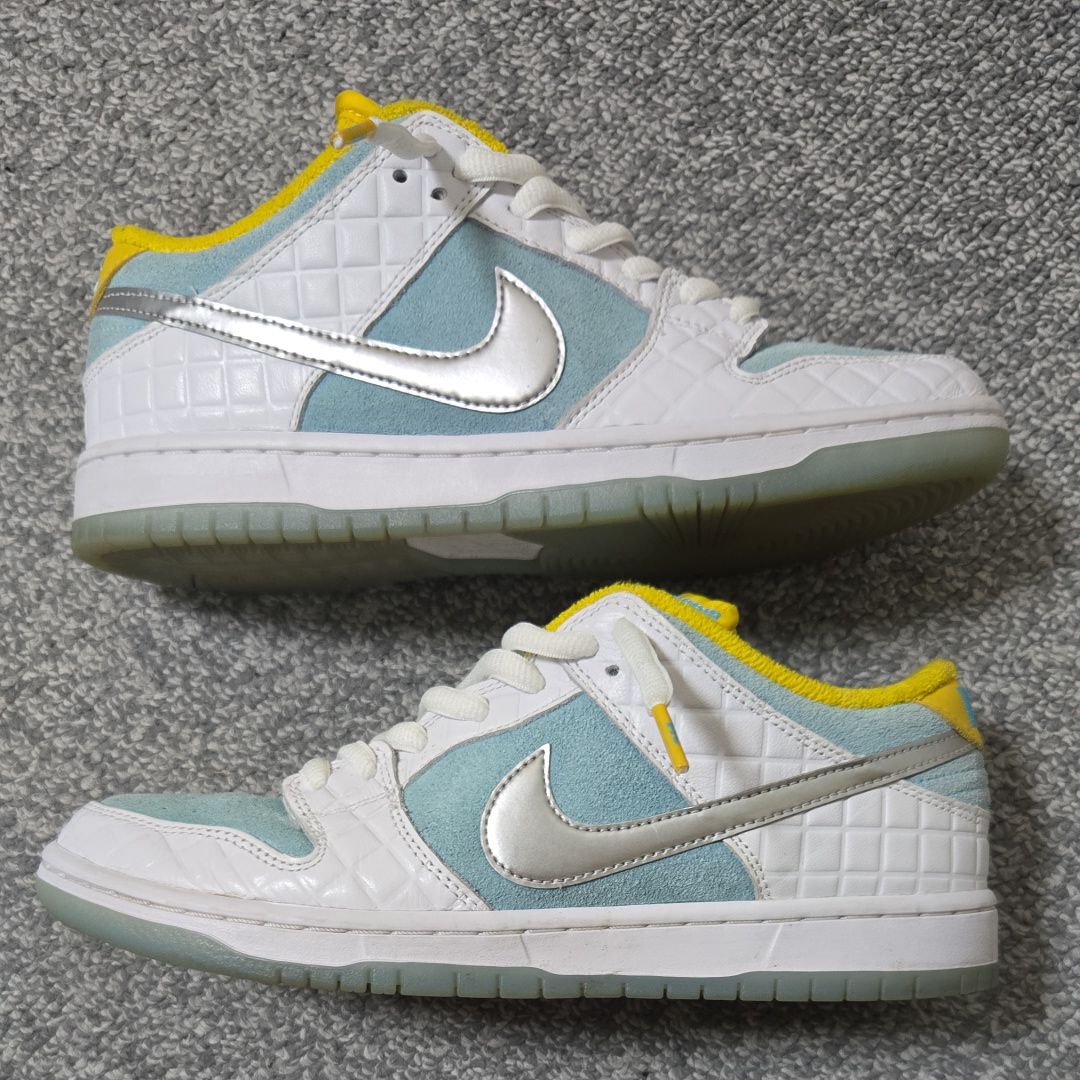 FTC × Nike SB Dunk Low "White/Blue"