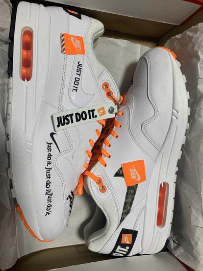 NIKE Women's AIR MAX 1 "WHITE JUST DO IT COLLECTION"
