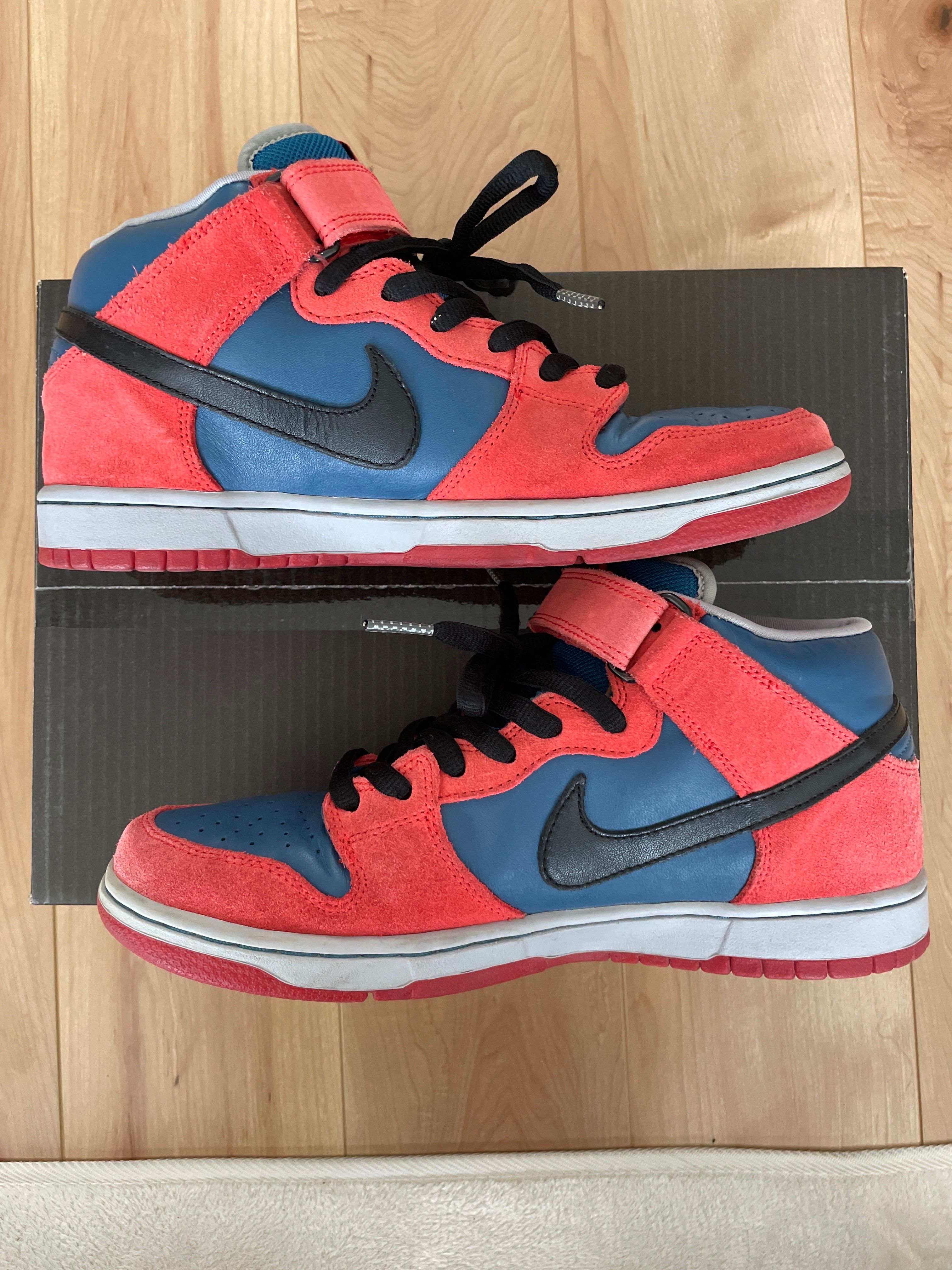 Nike SB Dunk Mid "Spiderman"