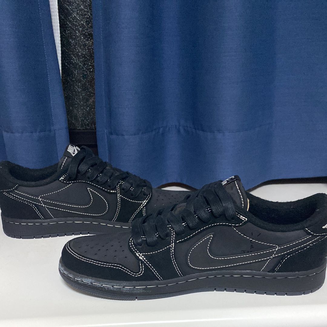 Travis Scott × Nike Air Jordan 1 Low OG SP "Black Phantom"