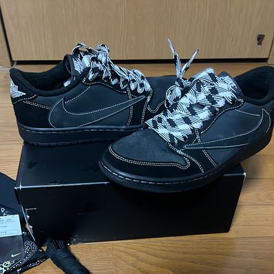 Travis Scott × Nike Air Jordan 1 Low OG SP "Black Phantom"