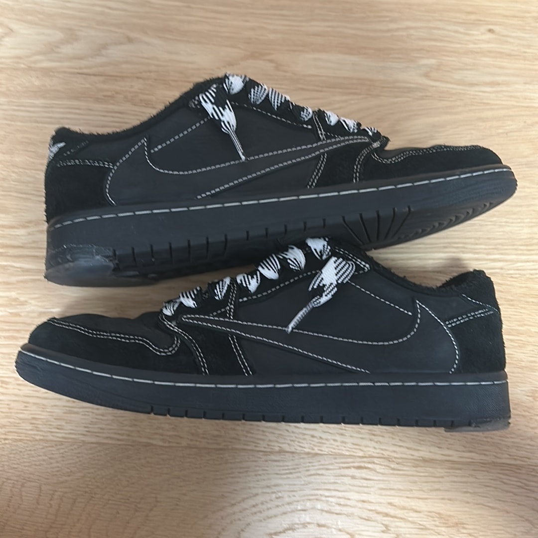 Travis Scott × Nike Air Jordan 1 Low OG SP "Black Phantom"
