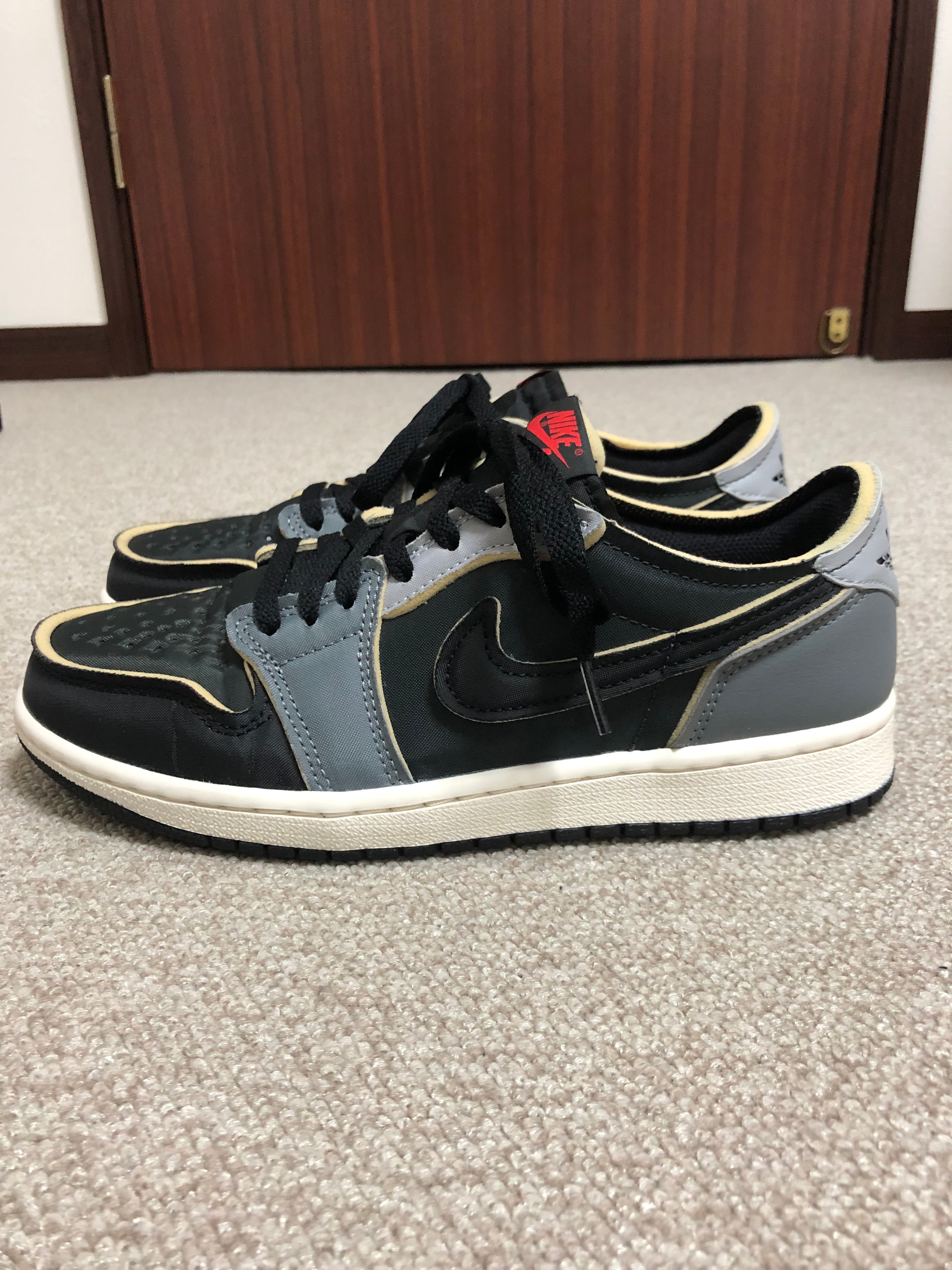 Nike Air Jordan 1 Low OG EX "Black and Smoke Grey"