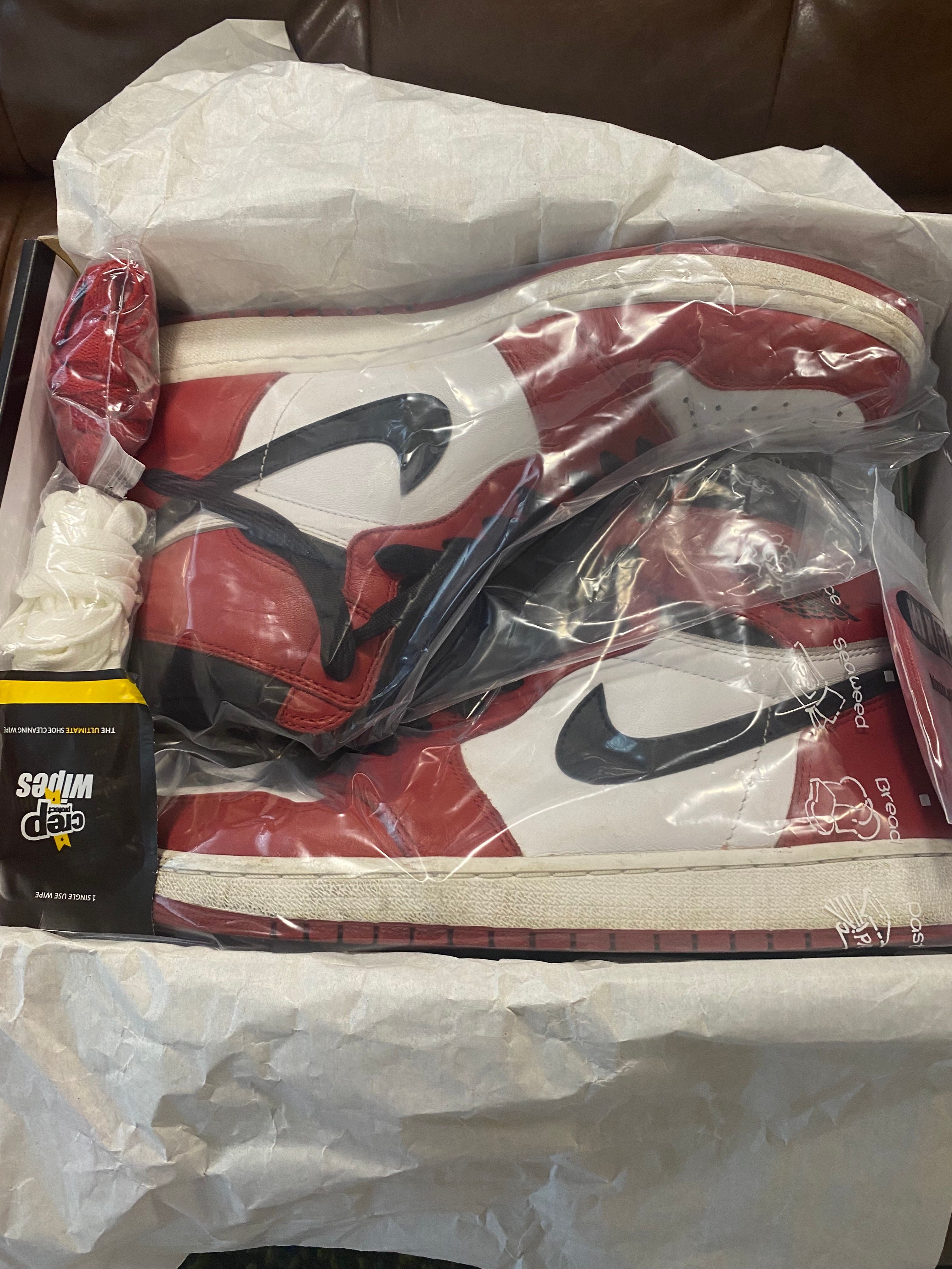 Nike Air Jordan 1 Retro High "Chicago" (2015)