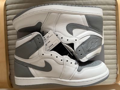 Nike Air Jordan 1 High OG "Stealth"