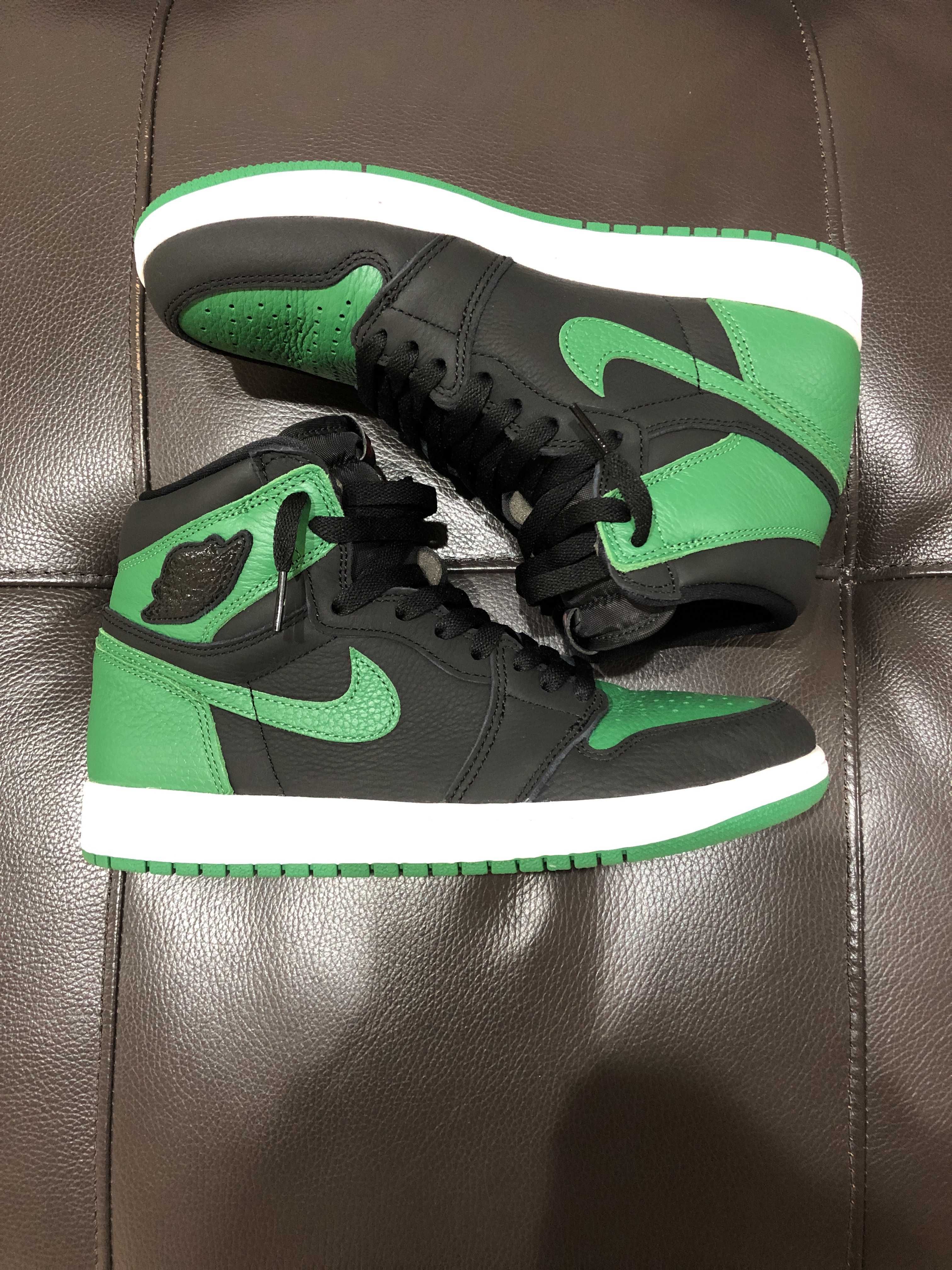 Nike Air Jordan 1 Retro High OG "Black/Pine Green" (2020)      