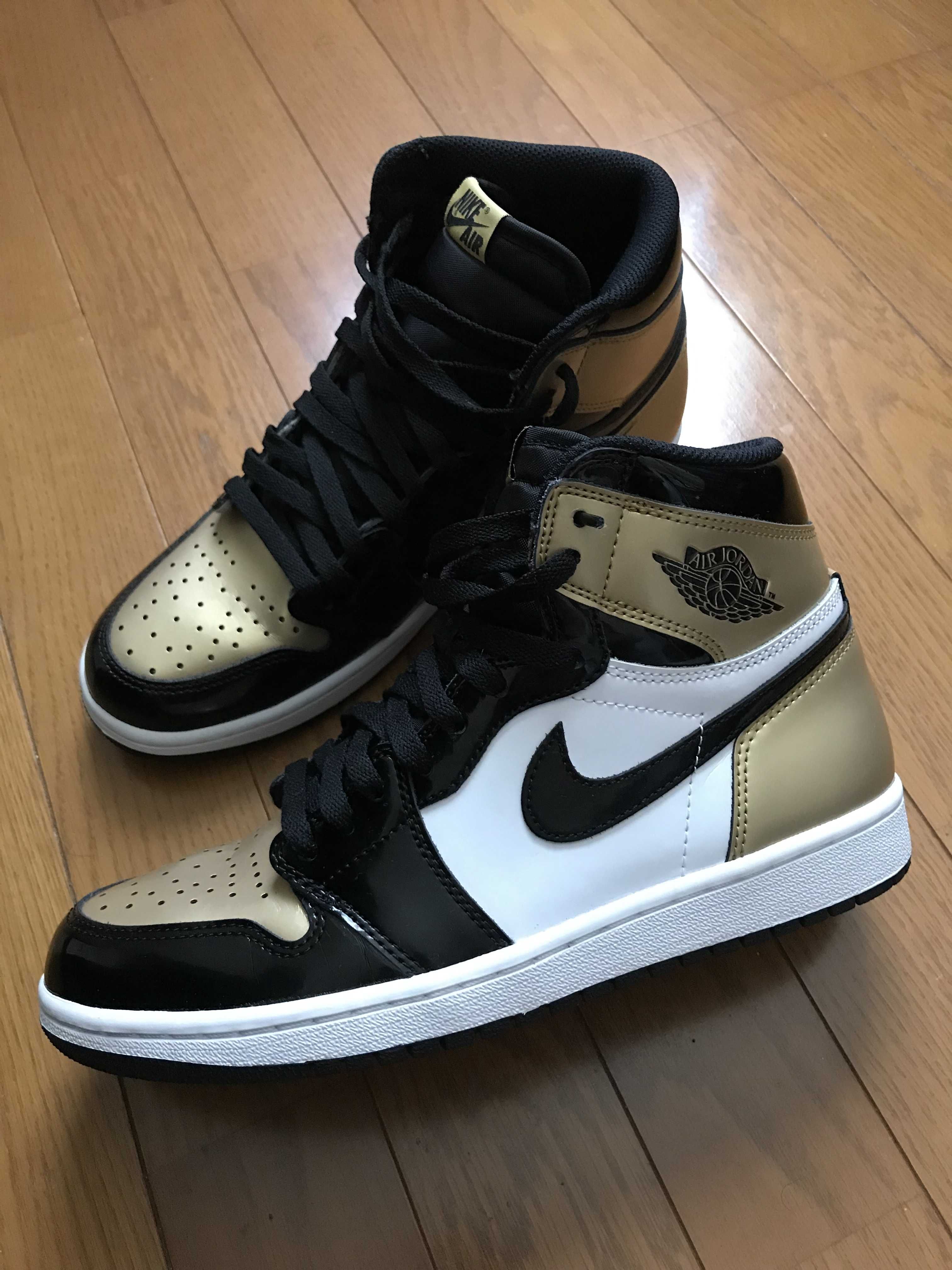 Nike Air Jordan 1 Retro High OG NRG "Gold Toe"