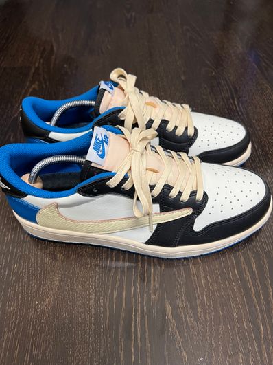 Travis Scott × fragment design × Nike Air Jordan 1 Low OG SP "Military Blue"