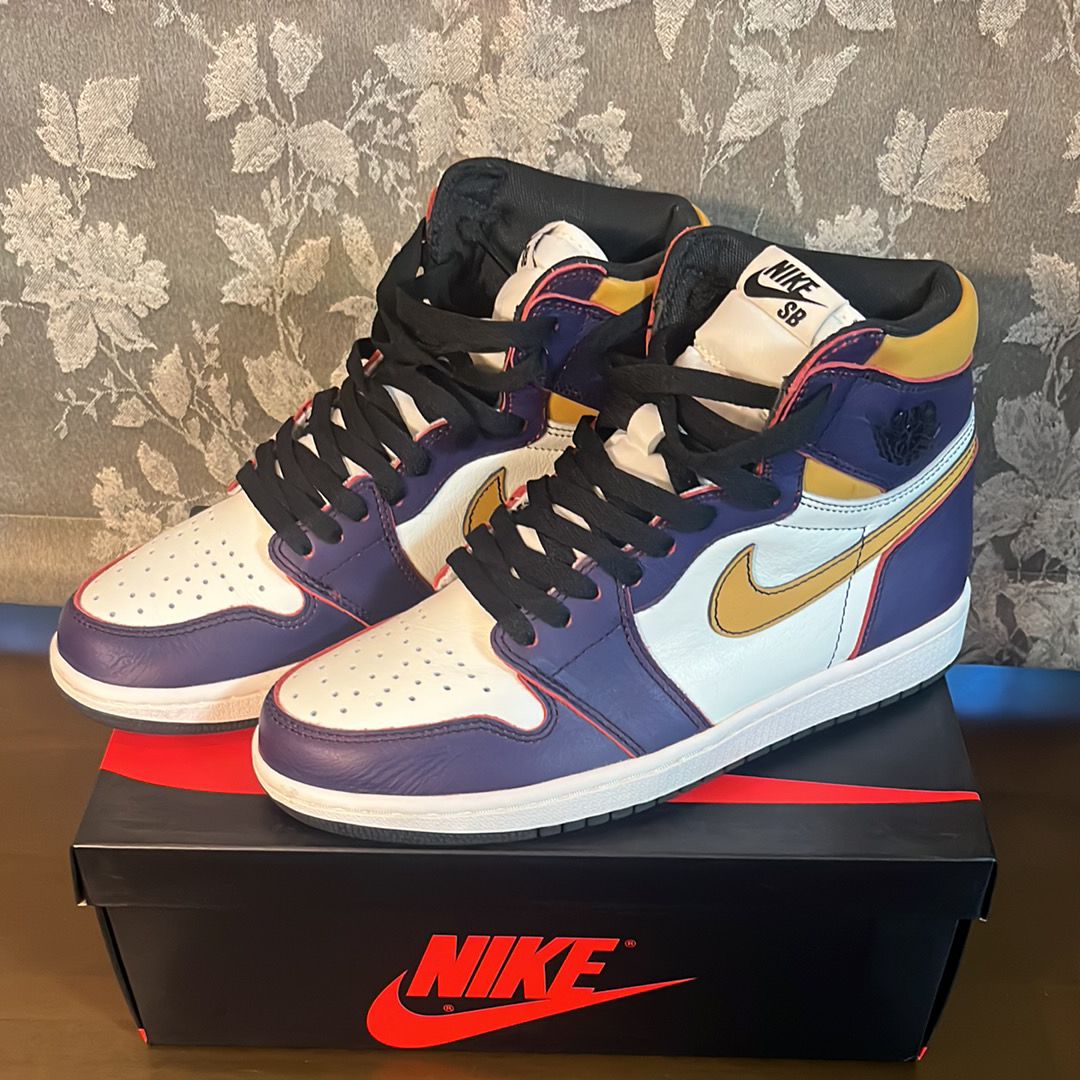 Nike SB × Air Jordan 1 Retro High "La To Chicago"  