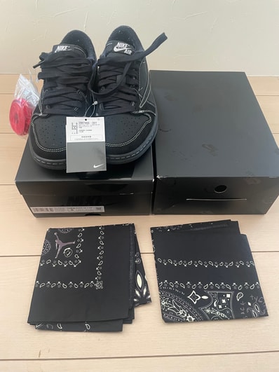 Travis Scott × Nike Air Jordan 1 Low OG SP "Black Phantom"