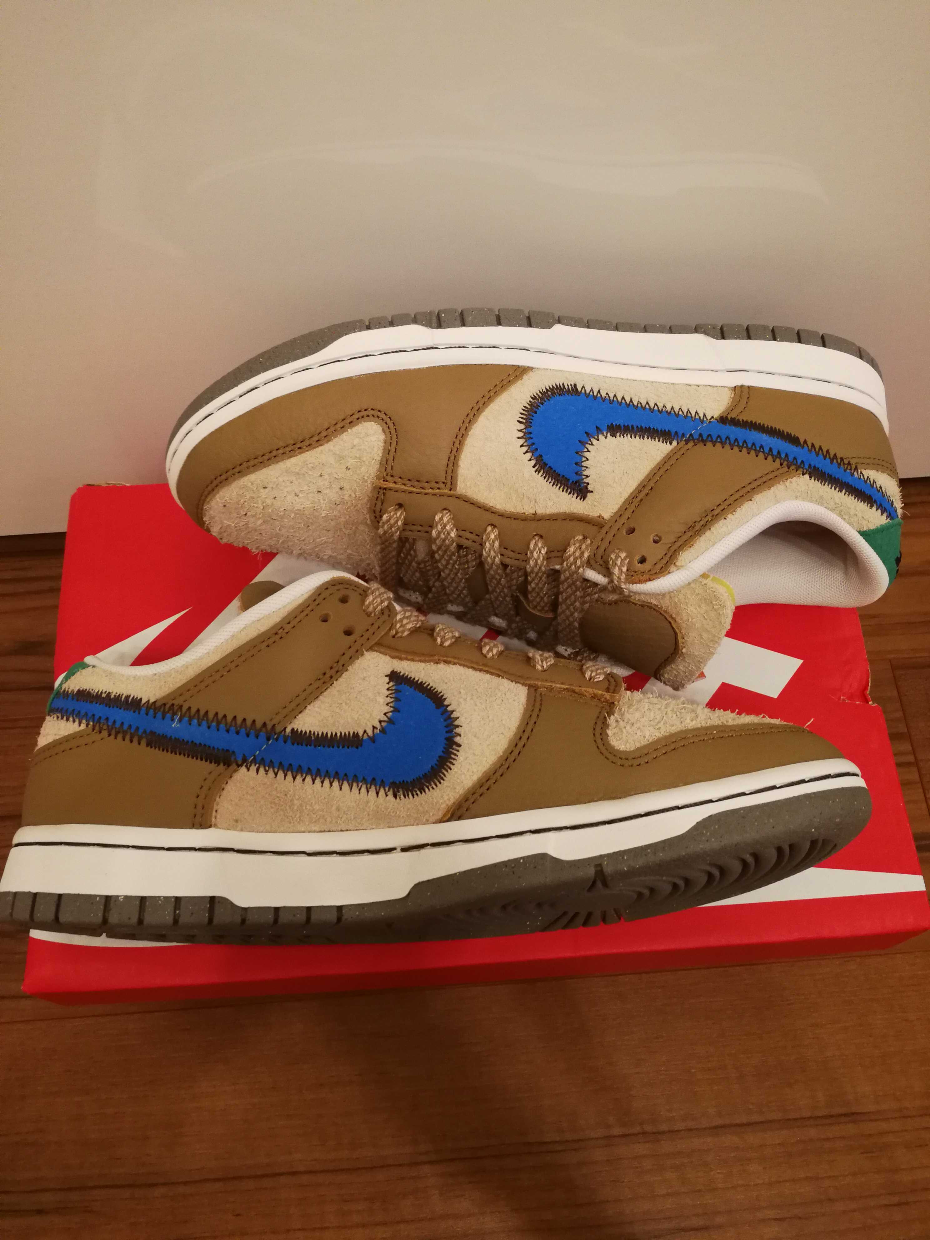 size? × Nike Dunk Low "Dark Driftwood/Photo BlueRattan"