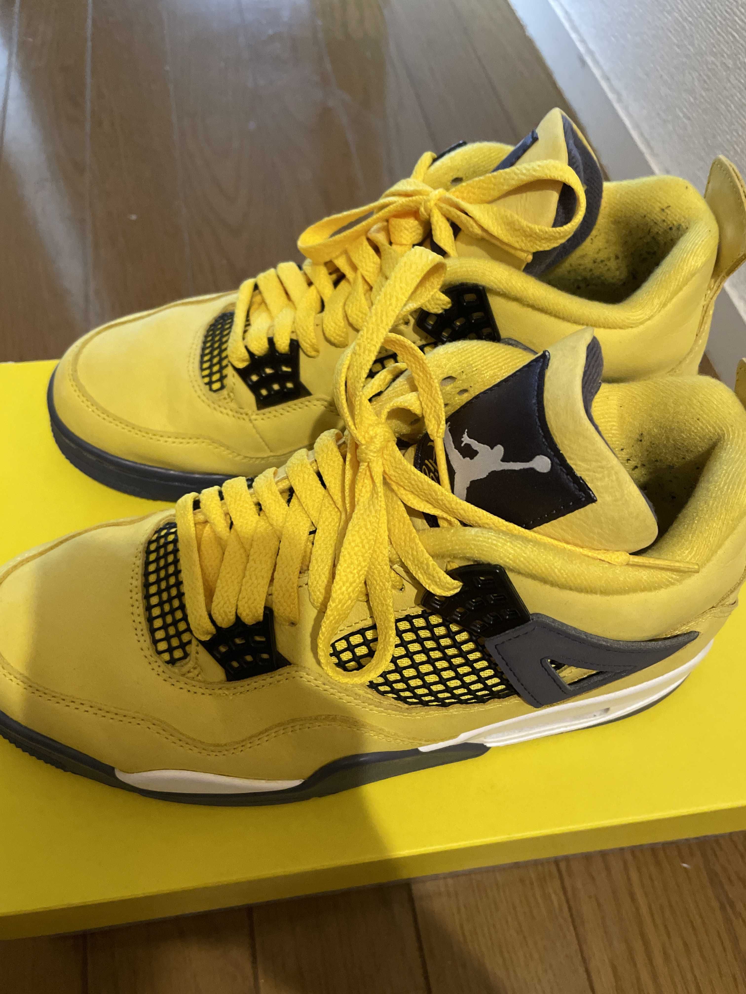 Nike Air Jordan 4 "Tour Yellow"