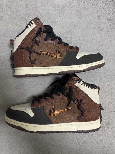 Bodega × Nike Dunk High "Legend Fauna Brown"