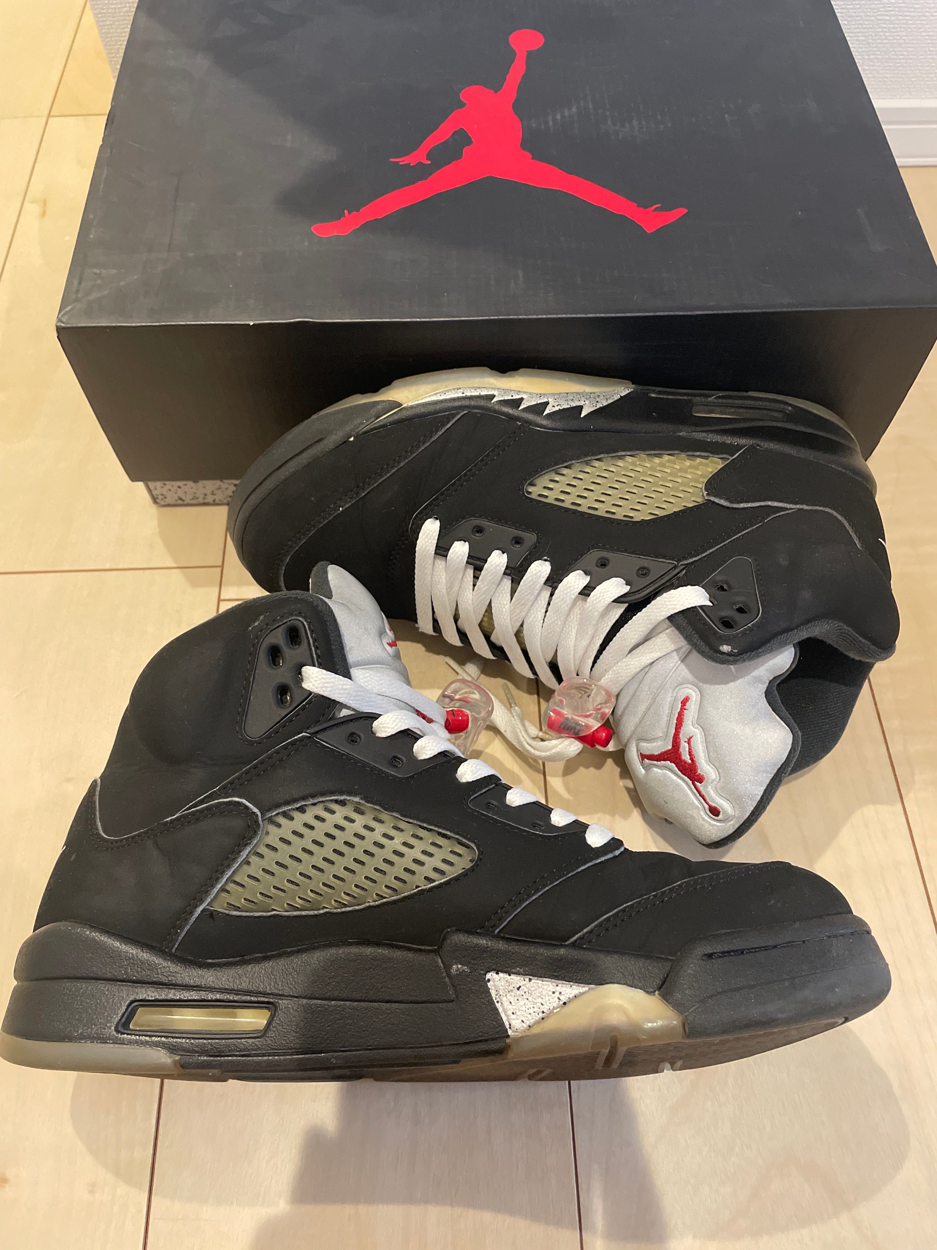 Nike Air Jordan 5 Retro OG "Black/Fire Red/Metallic Silver/White" (2016)