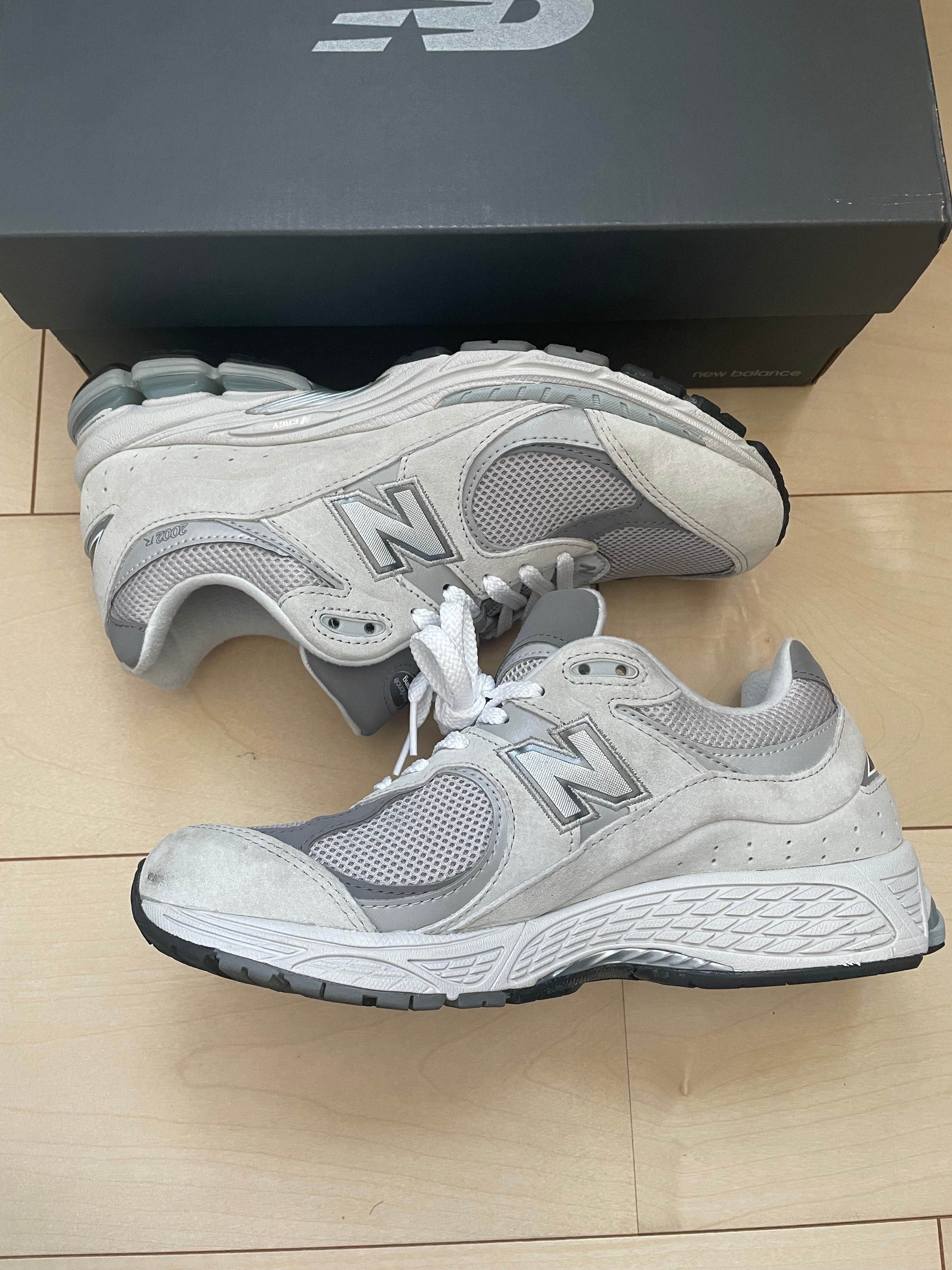 New Balance 2002R "Gray"