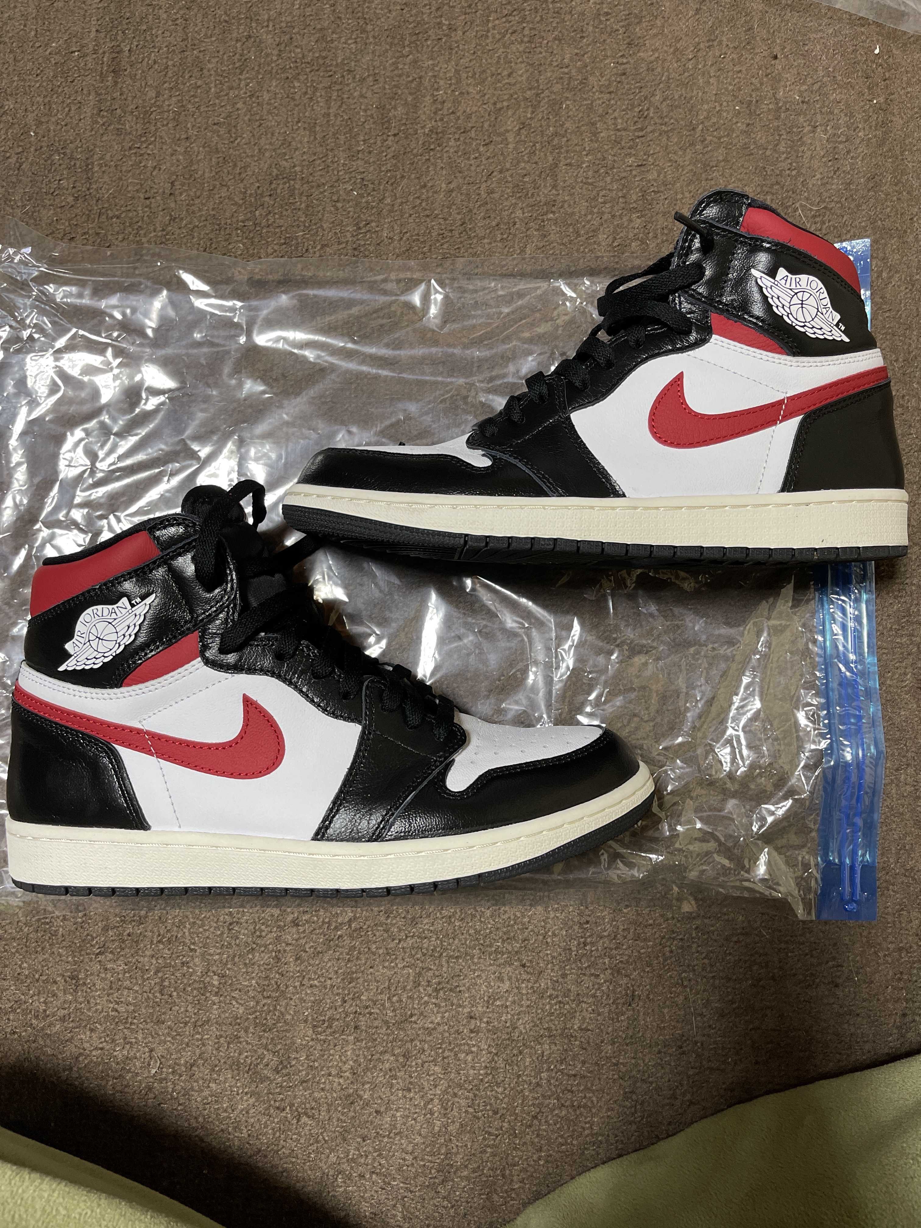 Nike Air Jordan 1 Retro High "Black/White/Sail/Gym Red"    