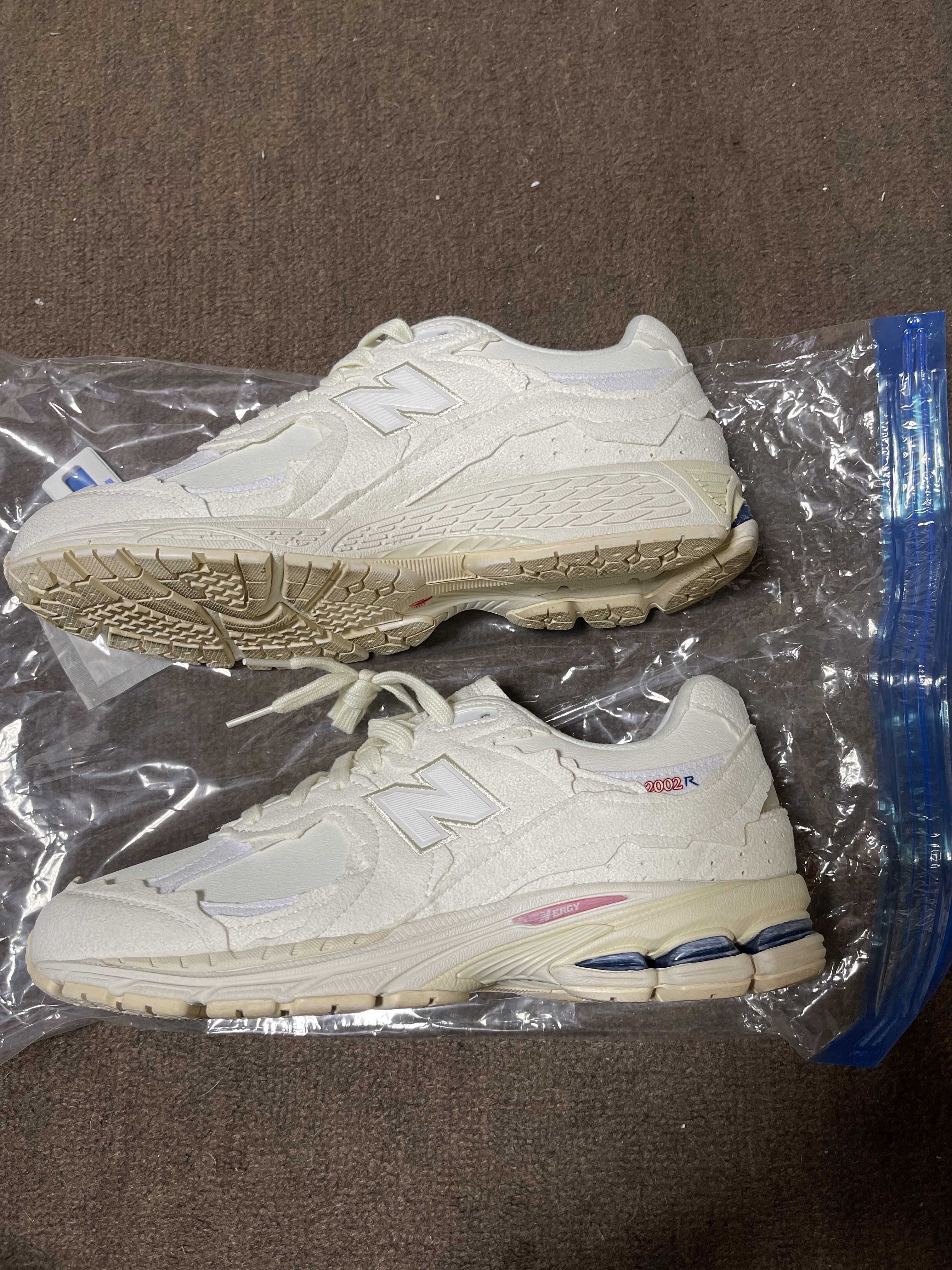 New Balance 2002R "Sea Salt"