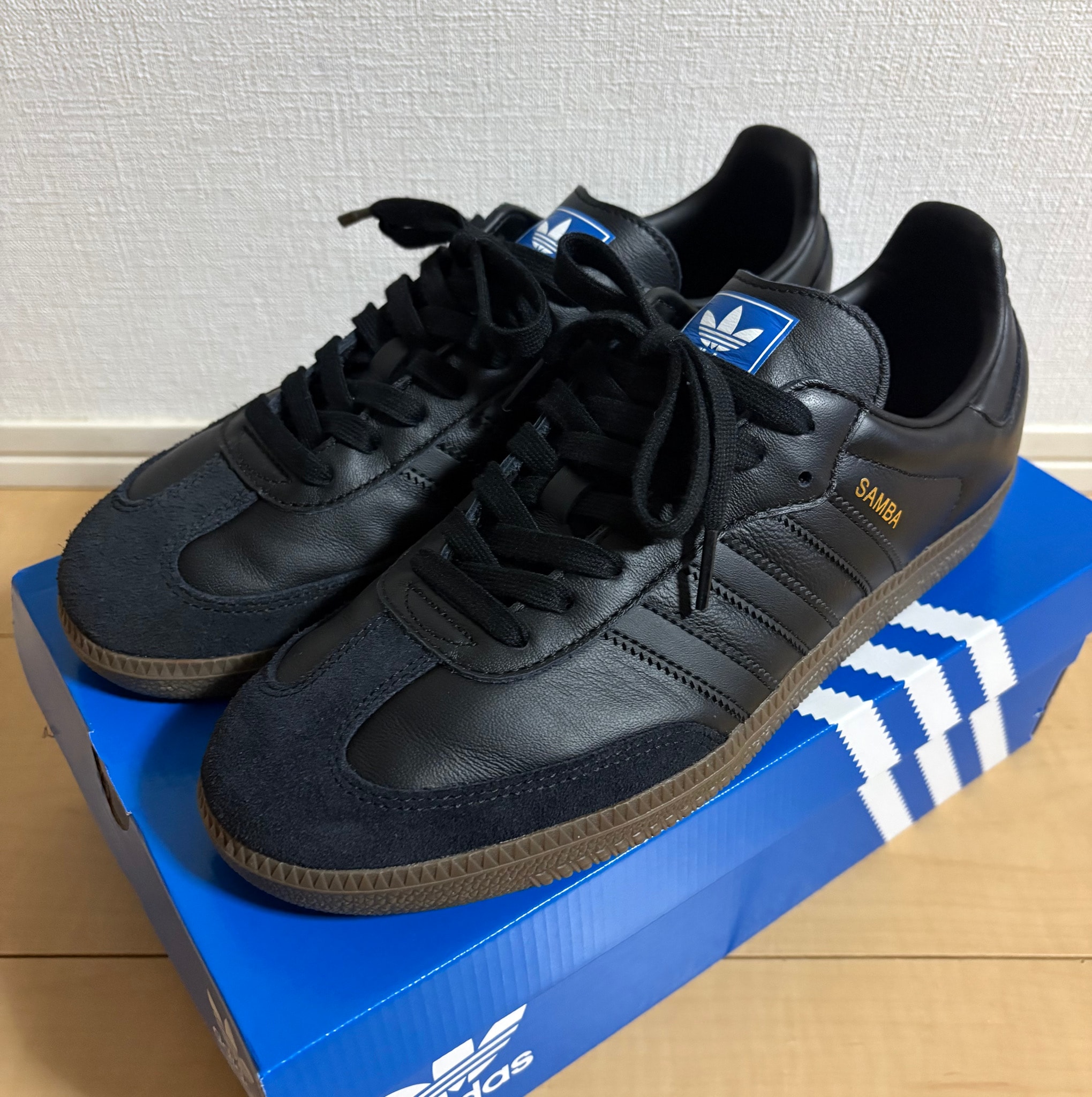adidas Samba OG "Core Black/Gum"