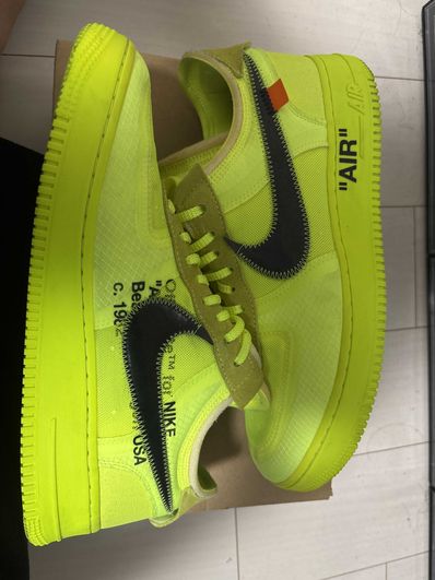 Off-White × Nike Air Force 1 Low "Volt"