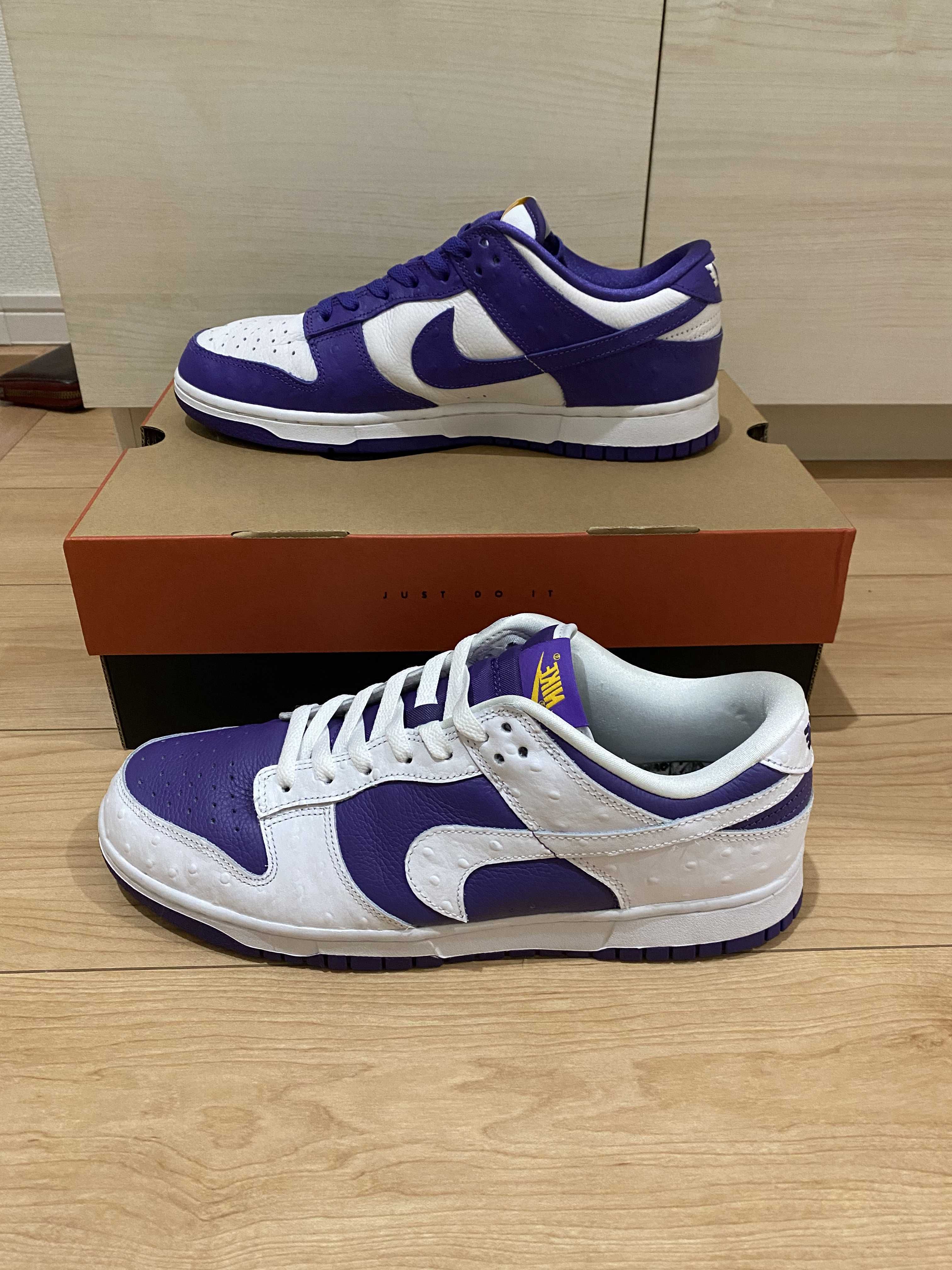 Nike Women's Dunk Low "Made You Look"