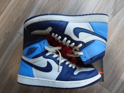 Nike Air Jordan 1 Retro High OG "Obsidian/University Blue"