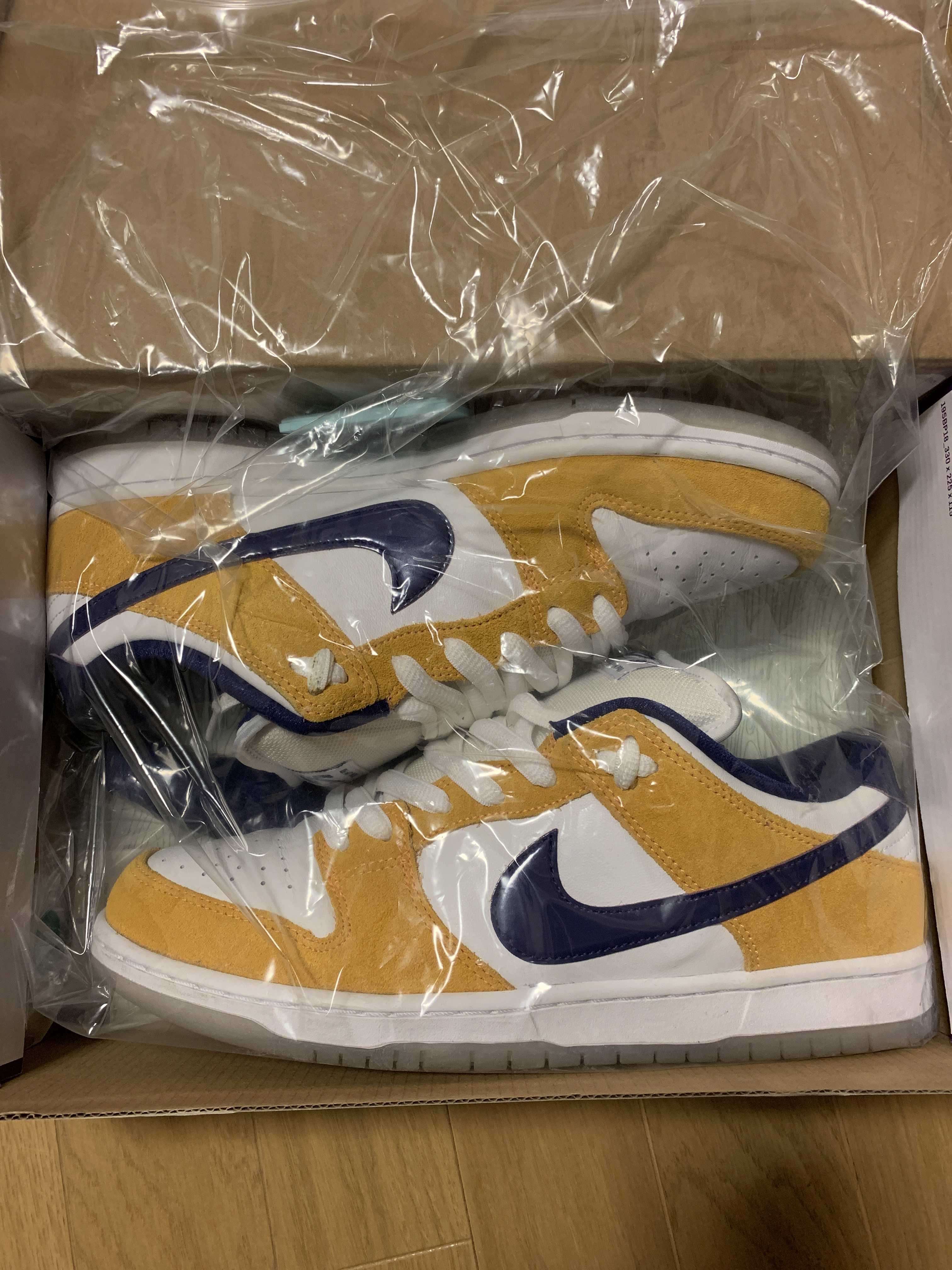 Nike SB Dunk Low "Laser Orange"