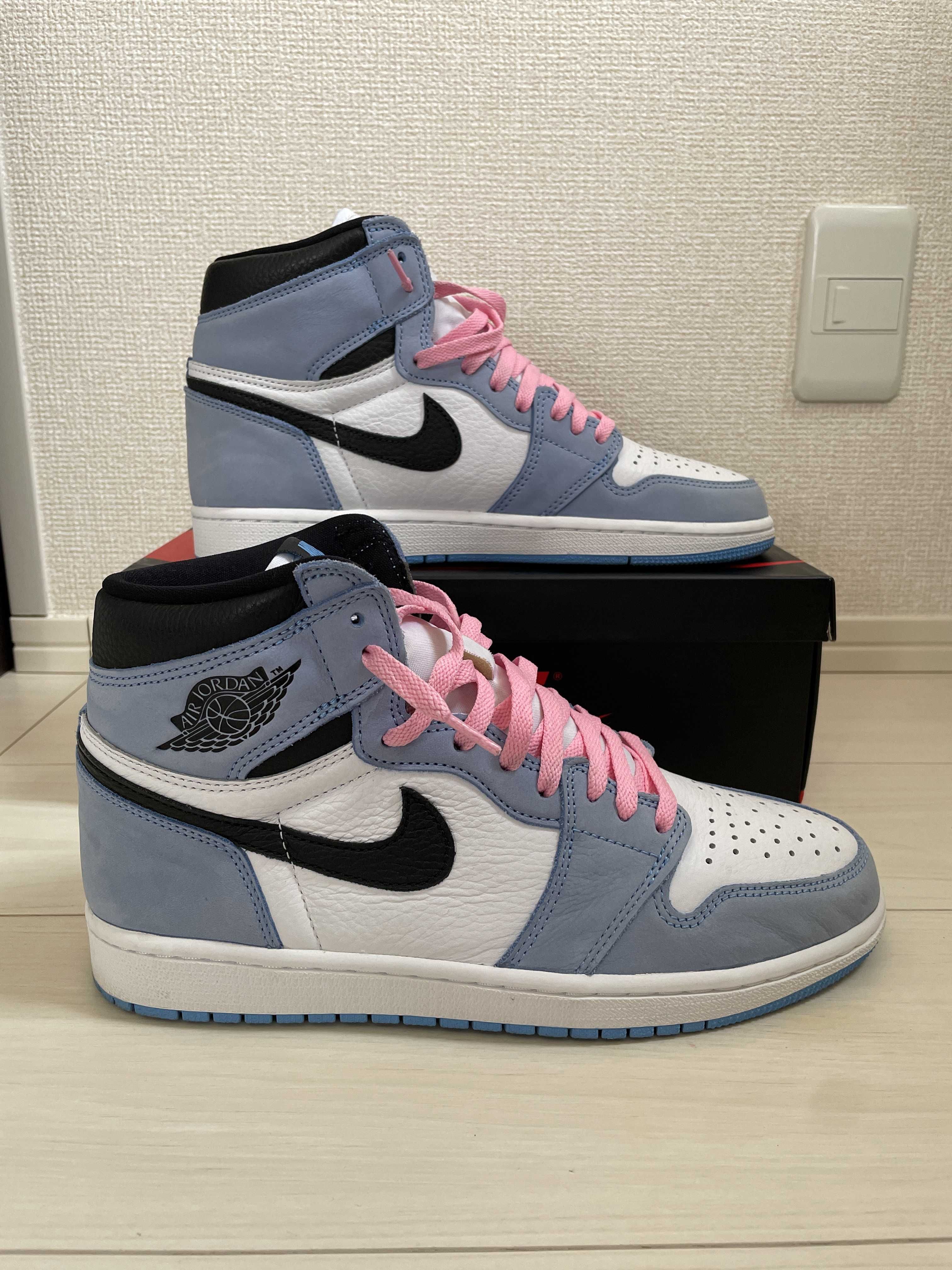 Nike Air Jordan 1 High OG "University Blue"