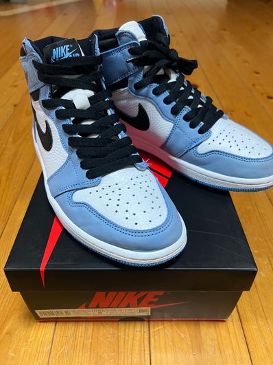 Nike Air Jordan 1 High OG "University Blue"