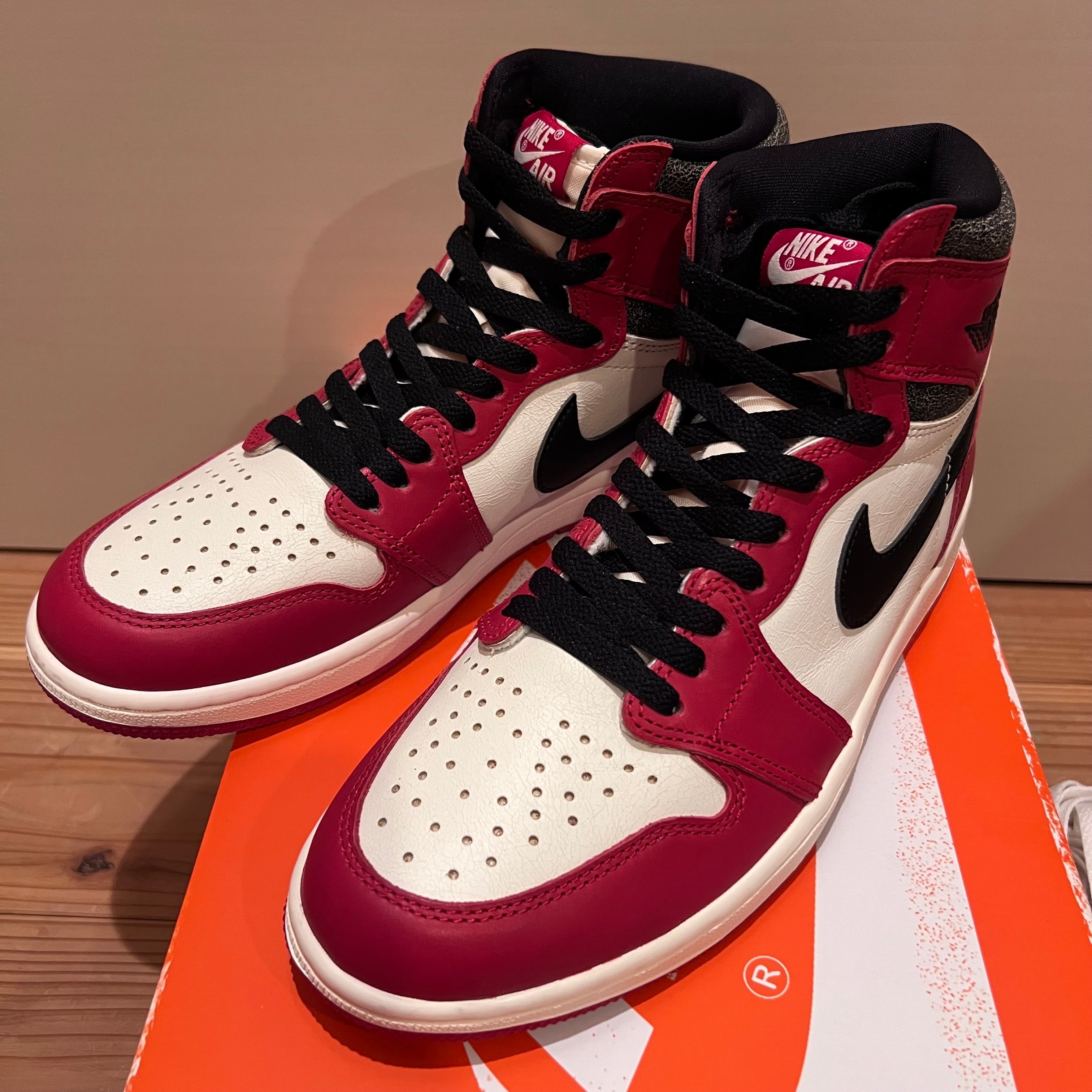 Nike Air Jordan 1 High OG "Lost & Found/Chicago"