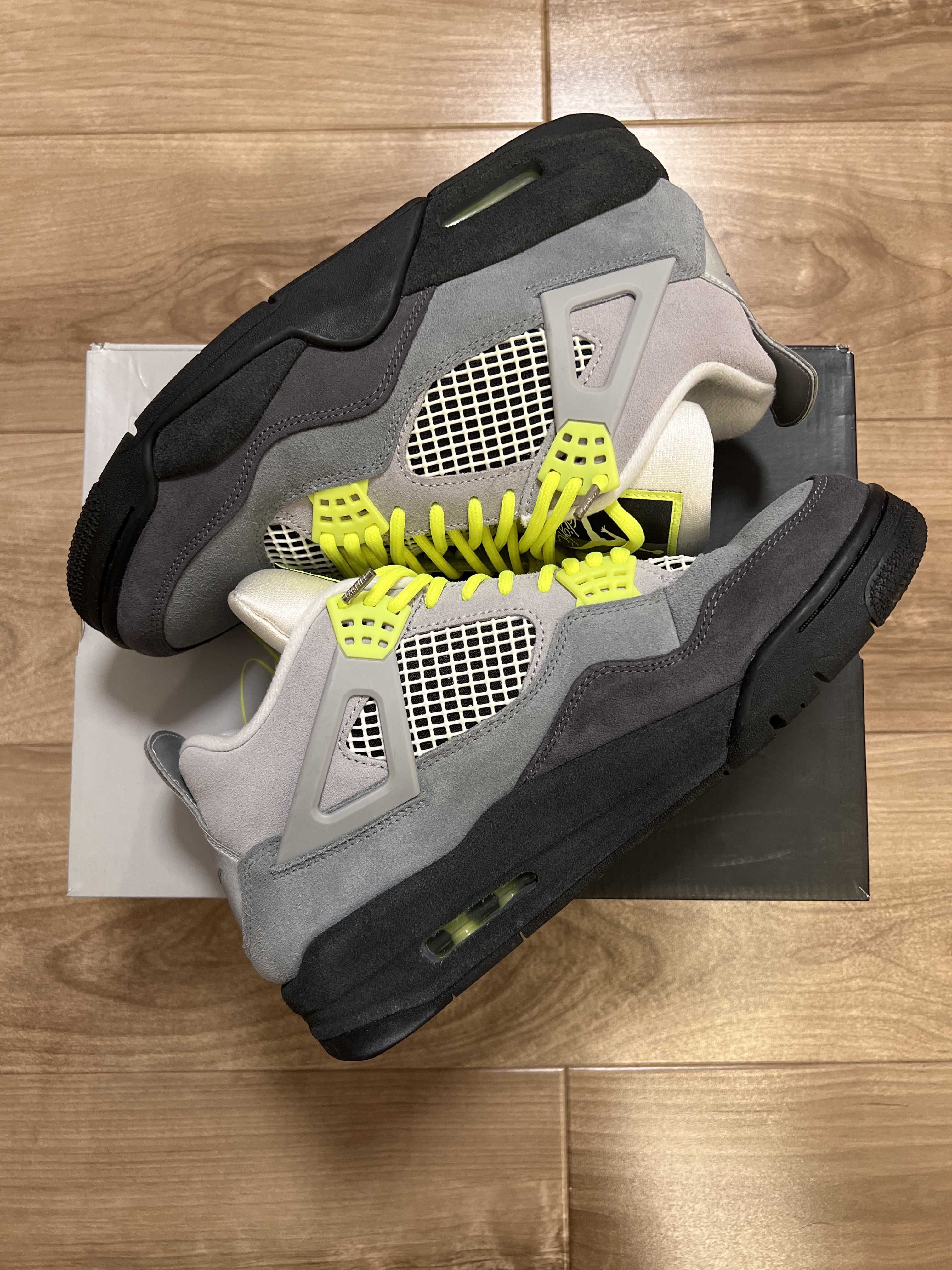 NIKE AIR JORDAN 4 RETRO LE "NEON"