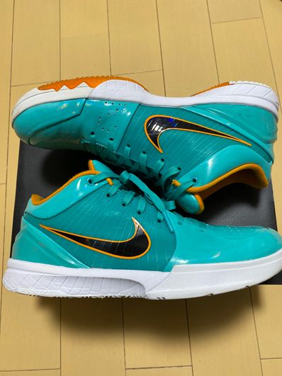 UNDEFEATED × Nike Kobe 4 Protro "Hyper Jade"