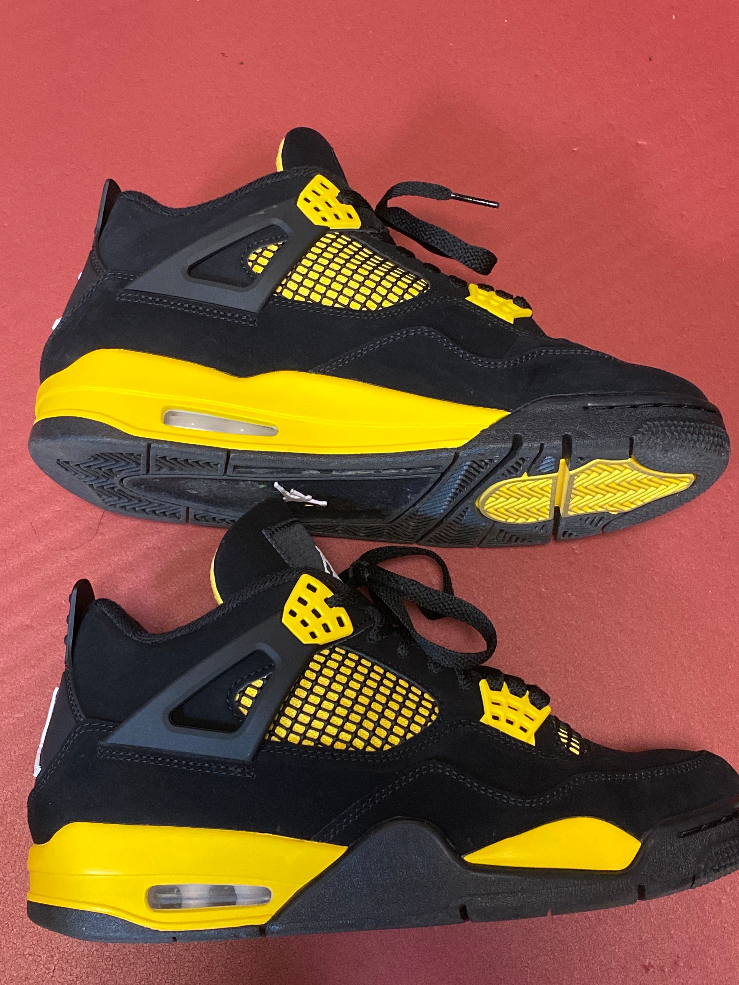 Nike Air Jordan 4 Retro "Thunder"(2023)