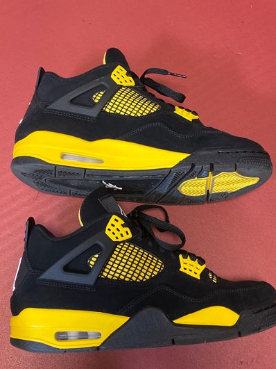 Nike Air Jordan 4 Retro "Thunder"(2023)
