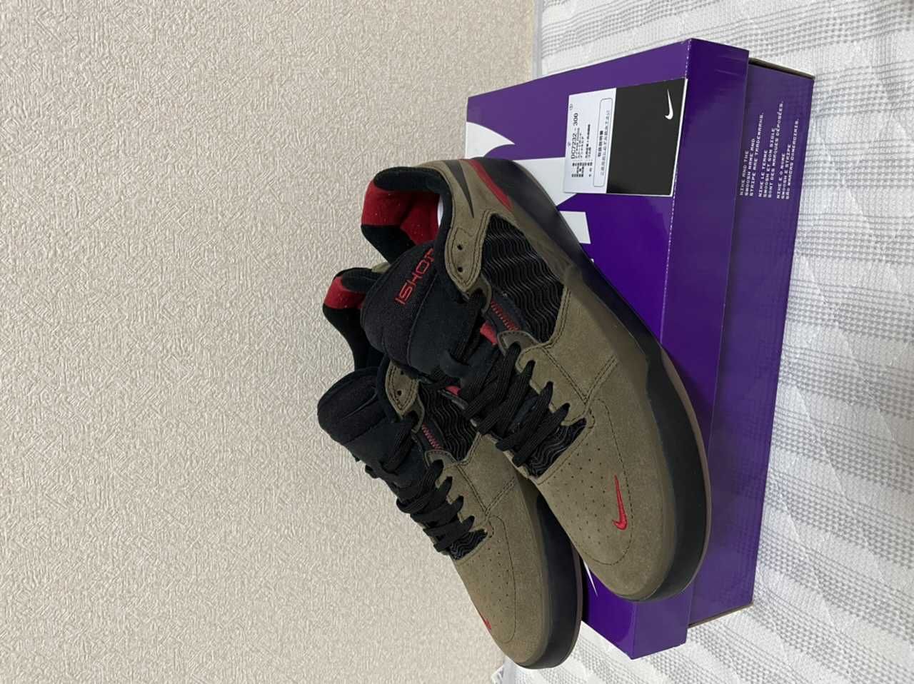 Ishod Wair × Nike SB "Light Olive"