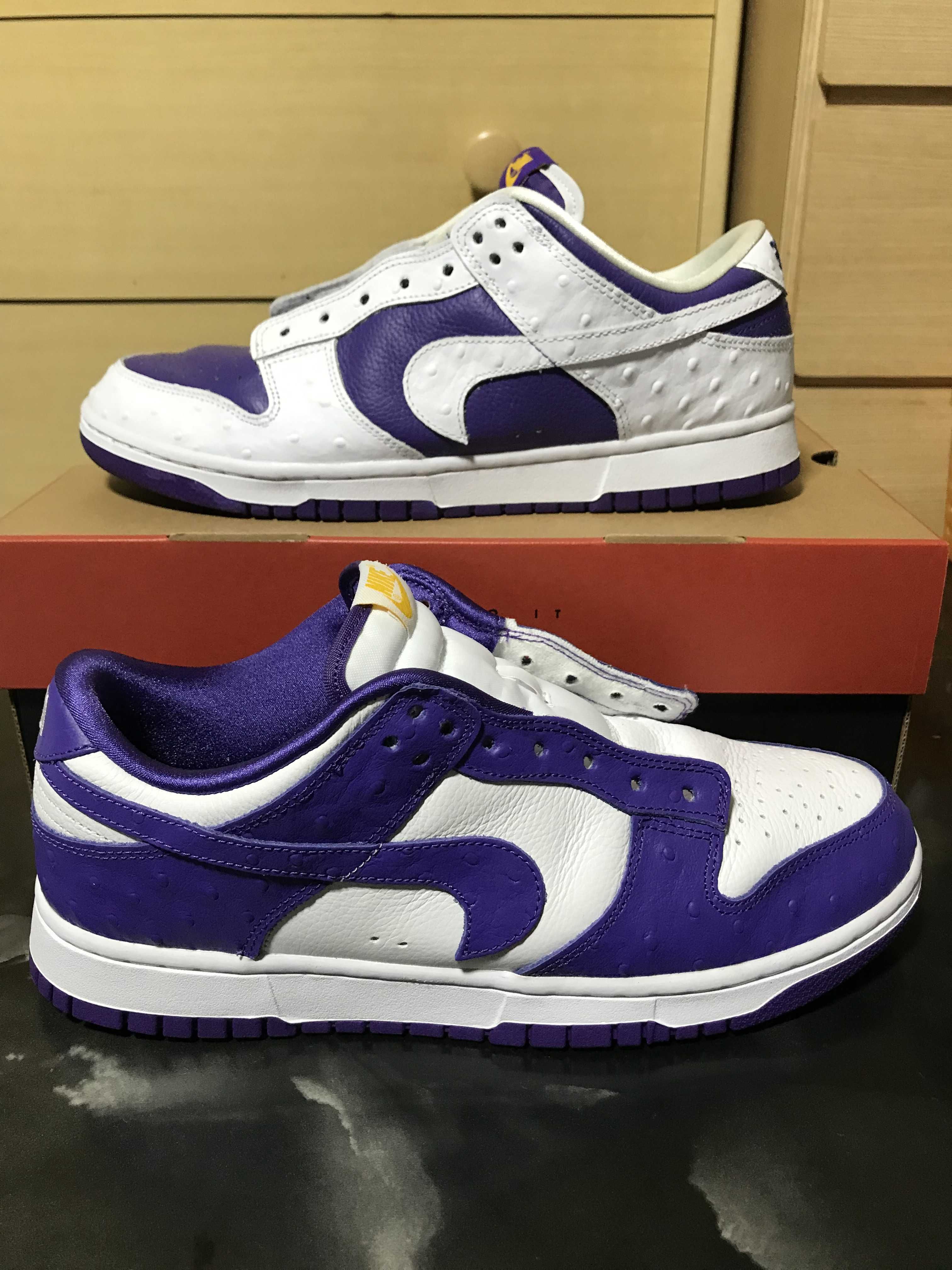 Nike Women's Dunk Low "Made You Look"