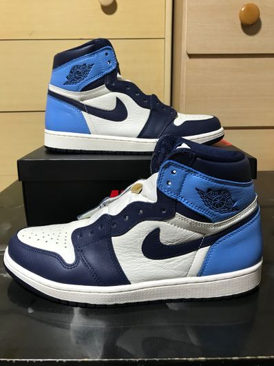 Nike Air Jordan 1 Retro High OG "Obsidian/University Blue"