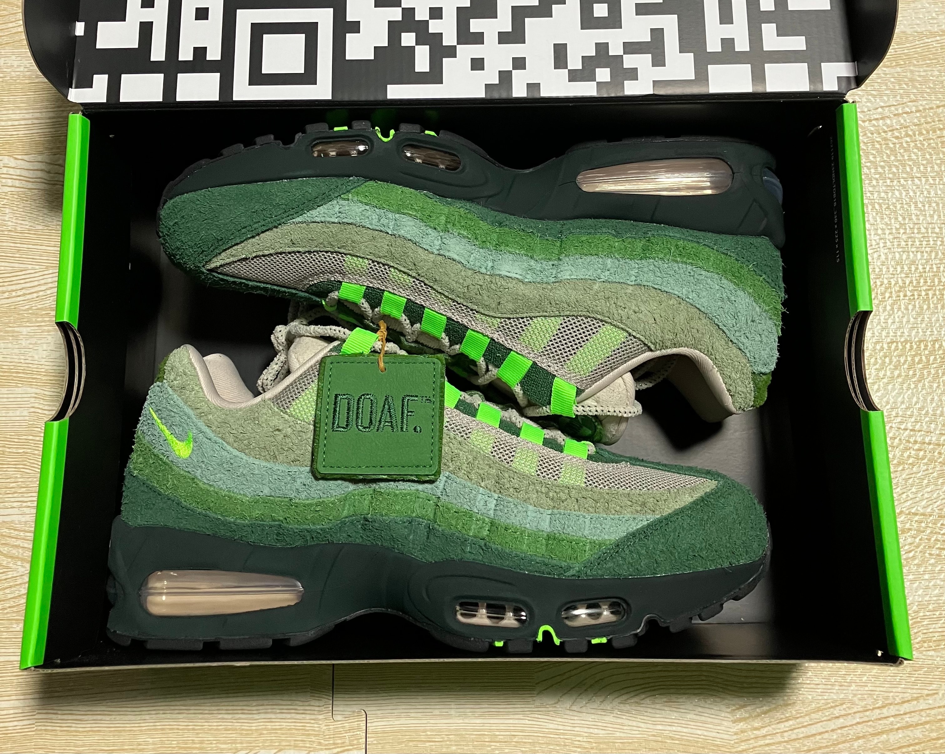 Division Street × Nike Air Max 95 Big Bubble Ducks of a Feather "The Woods"